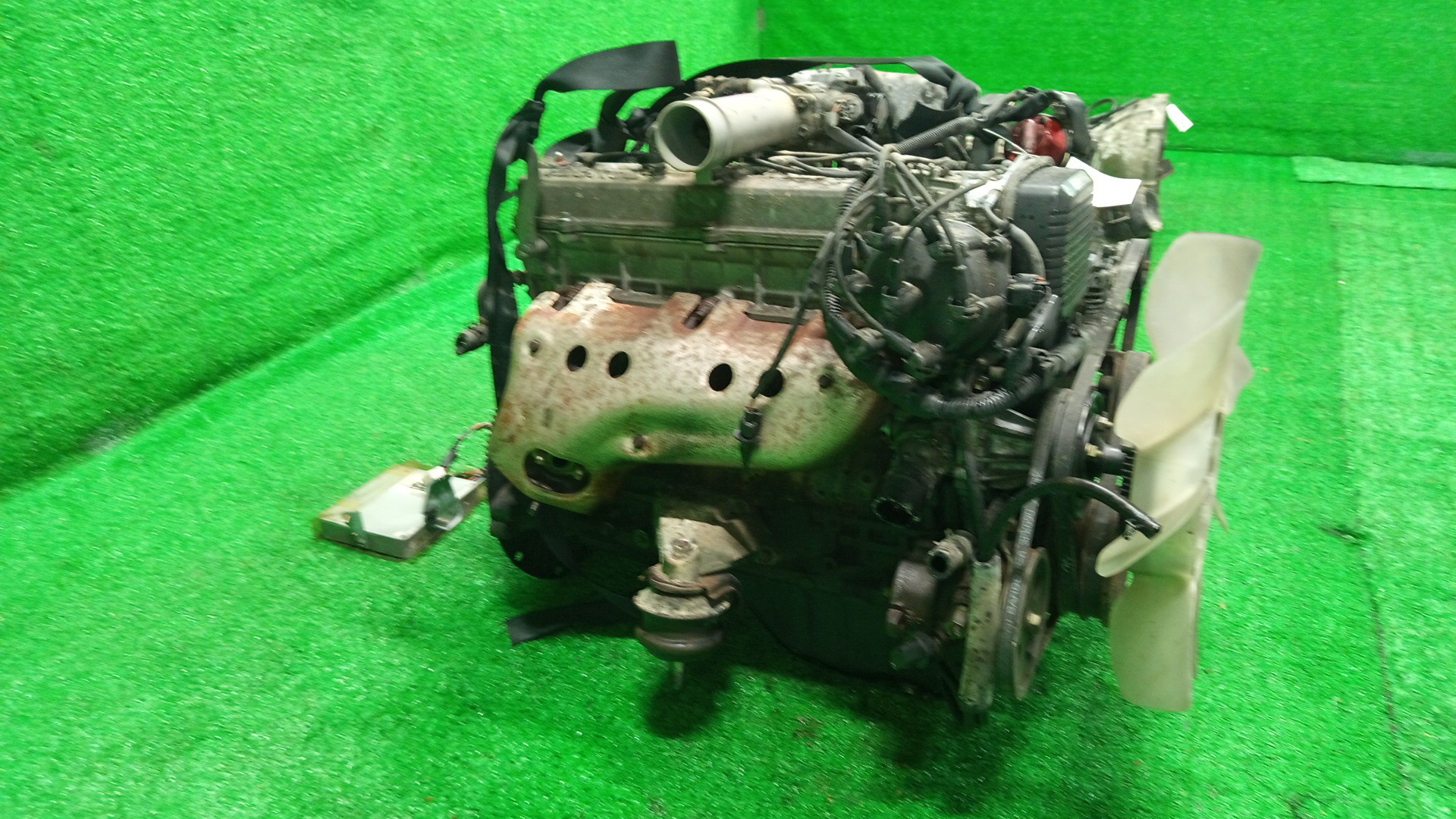 Двигатель TOYOTA CHASER, CRESTA, MARK II GX90 1G-FE TPAM 3 ракурс