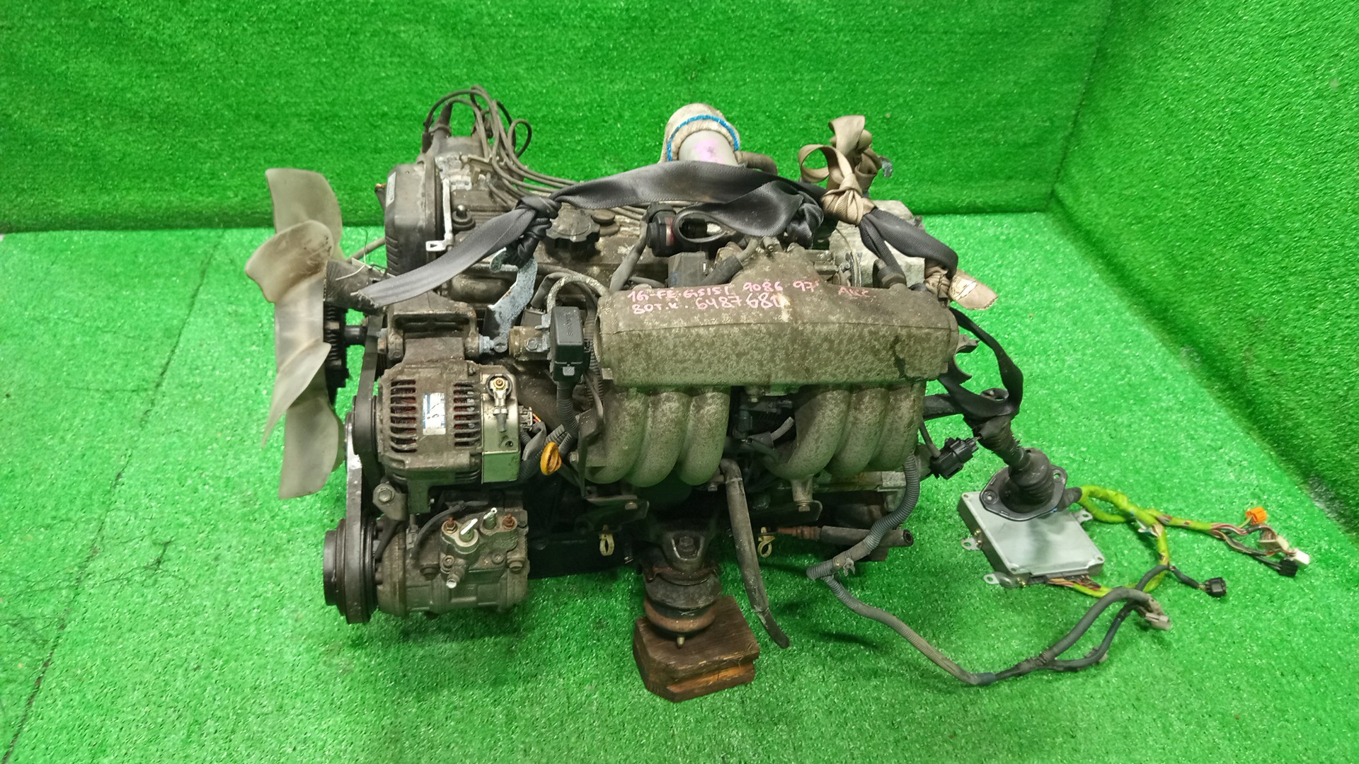 Двигатель TOYOTA CHASER, CRESTA, CROWN, MARK II GX100, GS171W, GS171, GS151 1G-FE TPAM 4 ракурс