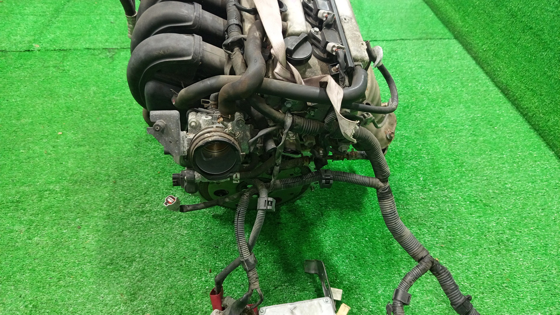 Двигатель TOYOTA CALDINA, CELICA, COROLLA, PREMIO, COROLLA SPACIO, ISIS, WISH, ALLION, COROLLA FIELDER, ALLEX, COROLLA RUNX, WILL VS, FIELDER ZGE20W, ZZT240, ZZT241W, ZZT230, ZZE122, ZNM10, ZNM10W, ZNM10G, ZNE10, ZNE10G, ZZE127 1ZZ-FE MEX 5 ракурс