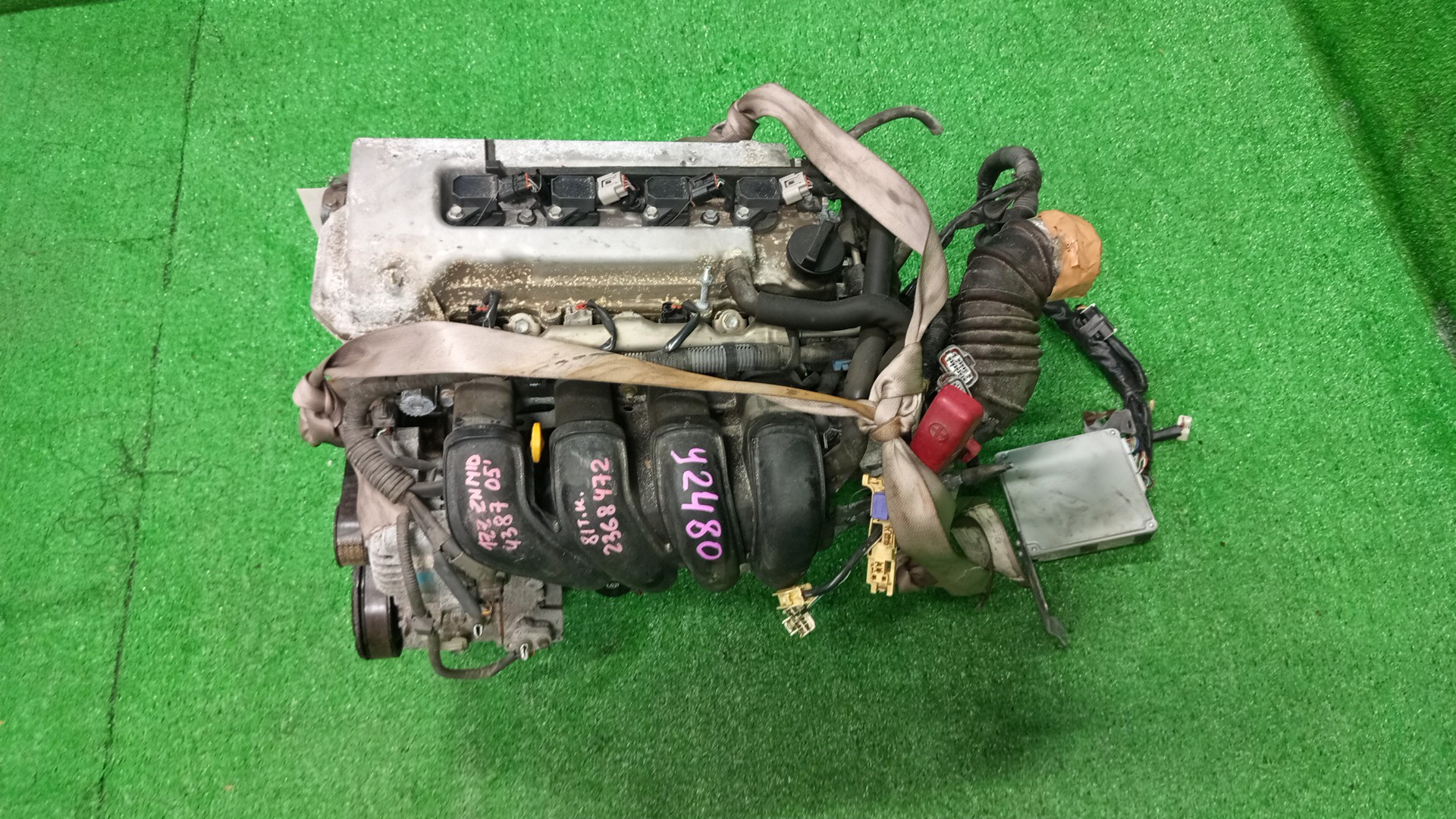 Двигатель TOYOTA CALDINA, CELICA, COROLLA, PREMIO, COROLLA SPACIO, ISIS, WISH, ALLION, COROLLA FIELDER, ALLEX, COROLLA RUNX, WILL VS, FIELDER ZGE20W, ZZT240, ZZT241W, ZZT230, ZZE122, ZNM10, ZNM10W, ZNM10G, ZNE10, ZNE10G, ZZE127 1ZZ-FE MEX 1 ракурс
