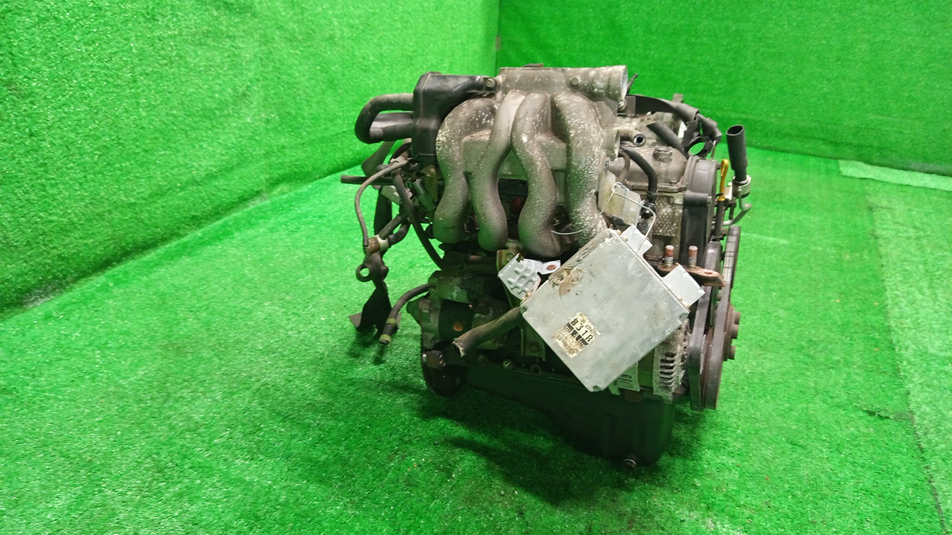 Двигатель MAZDA DEMIO DW3W B3E, B3ME, B3 1MOD 3 ракурс