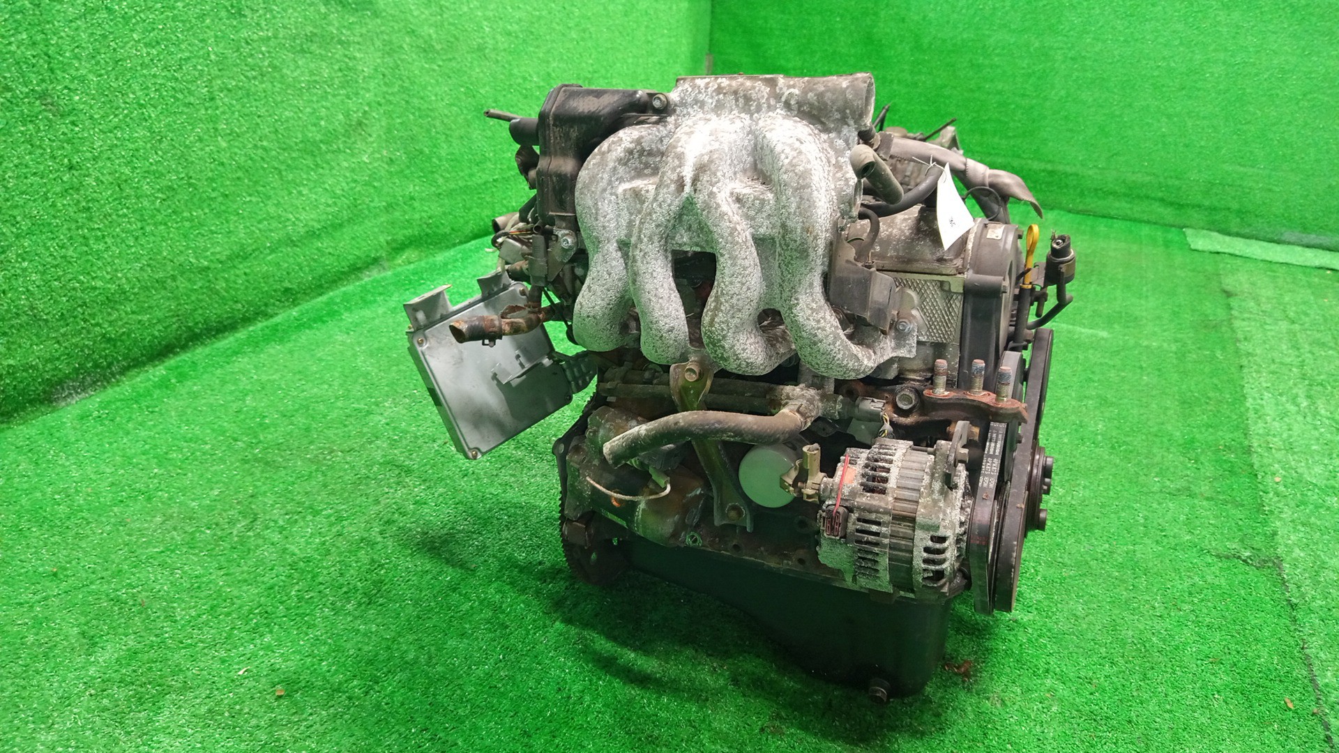 Двигатель MAZDA DEMIO DW3W B3E, B3ME, B3 1MOD 3 ракурс