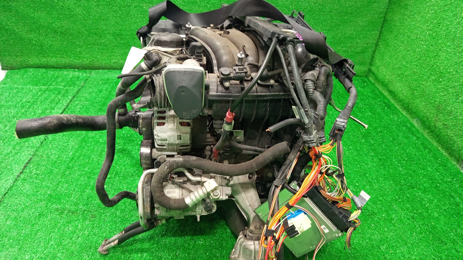 Двигатель BMW 3-Series, 320i E90, E91 N46B20BF A750I001 2 ракурс