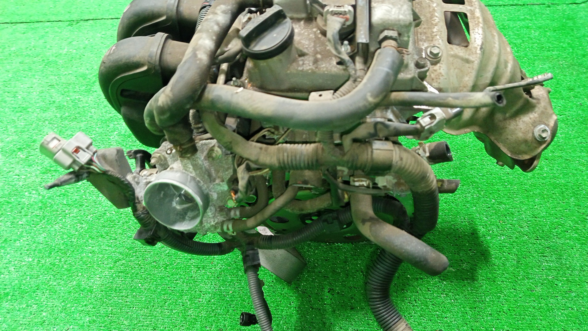 Двигатель TOYOTA CALDINA, CELICA, COROLLA, PREMIO, COROLLA SPACIO, ISIS, WISH, ALLION, COROLLA FIELDER, ALLEX, COROLLA RUNX, WILL VS, FIELDER ZGE20W, ZZT240, ZZT241W, ZZT230, ZZE122, ZNM10, ZNM10W, ZNM10G, ZNE10, ZNE10G, ZZE127 1ZZ-FE MEX 5 ракурс