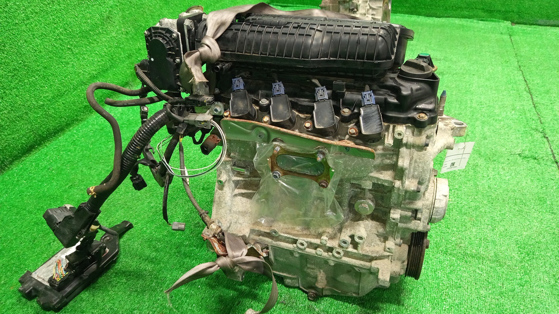 Двигатель HONDA FIT GE6 L13A 1MOD 4 ракурс