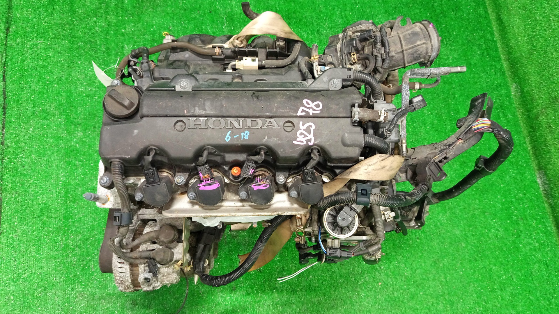 Двигатель HONDA CIVIC FD1 R18A 1009338 1 ракурс Двигатель HONDA CIVIC FD1 R18A 1009338 1 ракурс