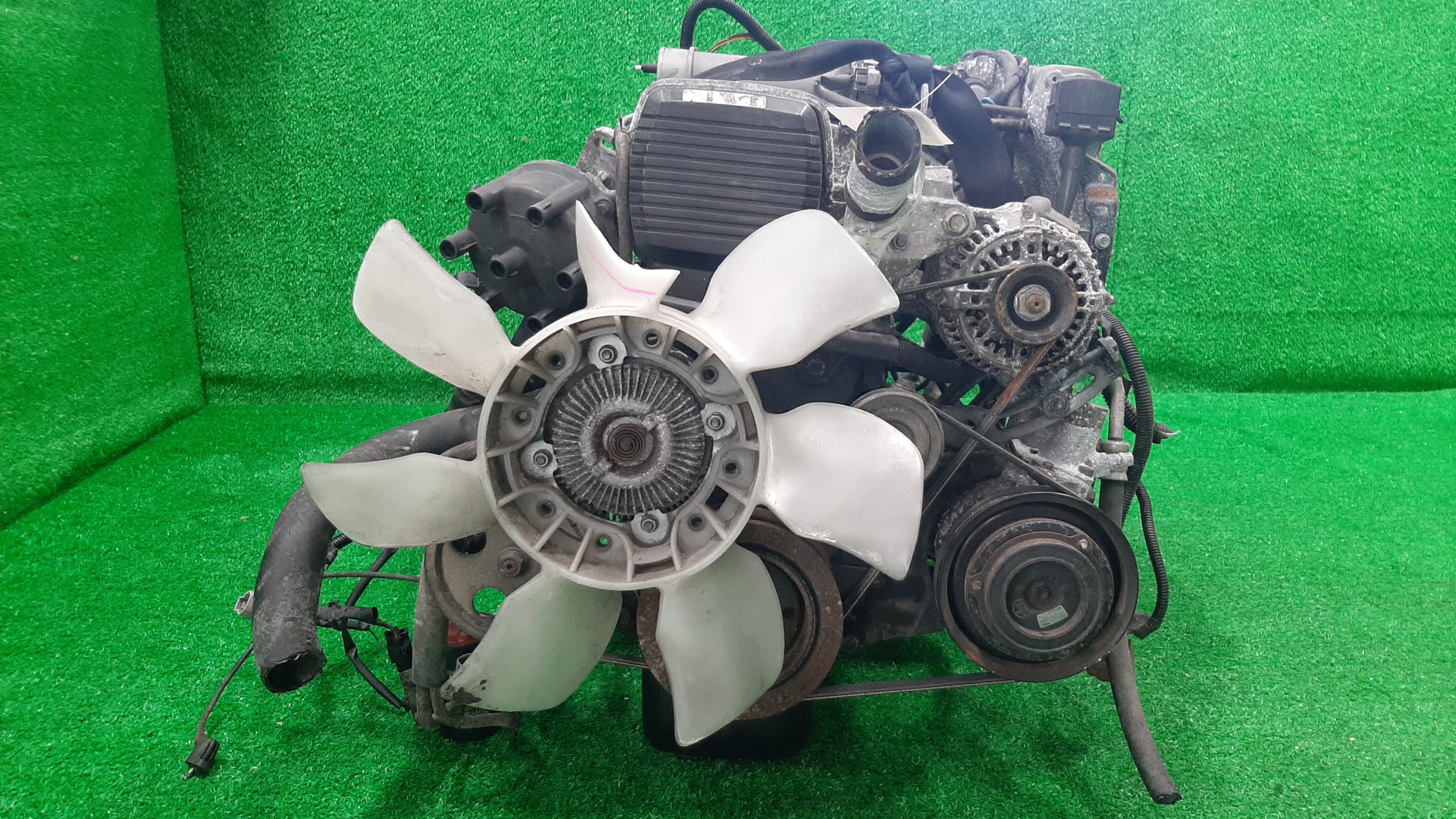 Двигатель TOYOTA CHASER, CRESTA, MARK II GX90 1G-FE TPAM 2 ракурс