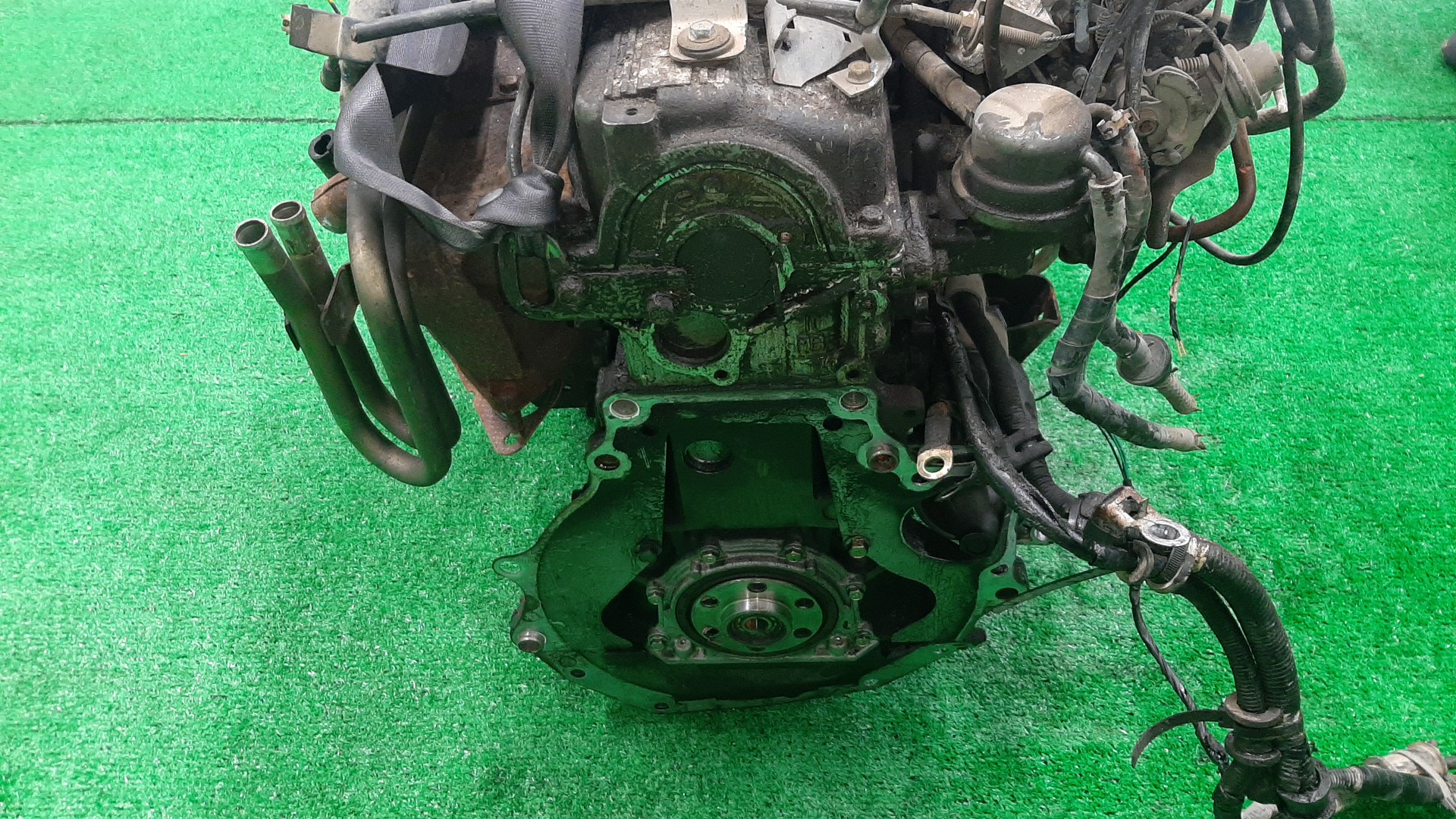 Двигатель MAZDA BONGO SE88M F8 CARB 5 ракурс