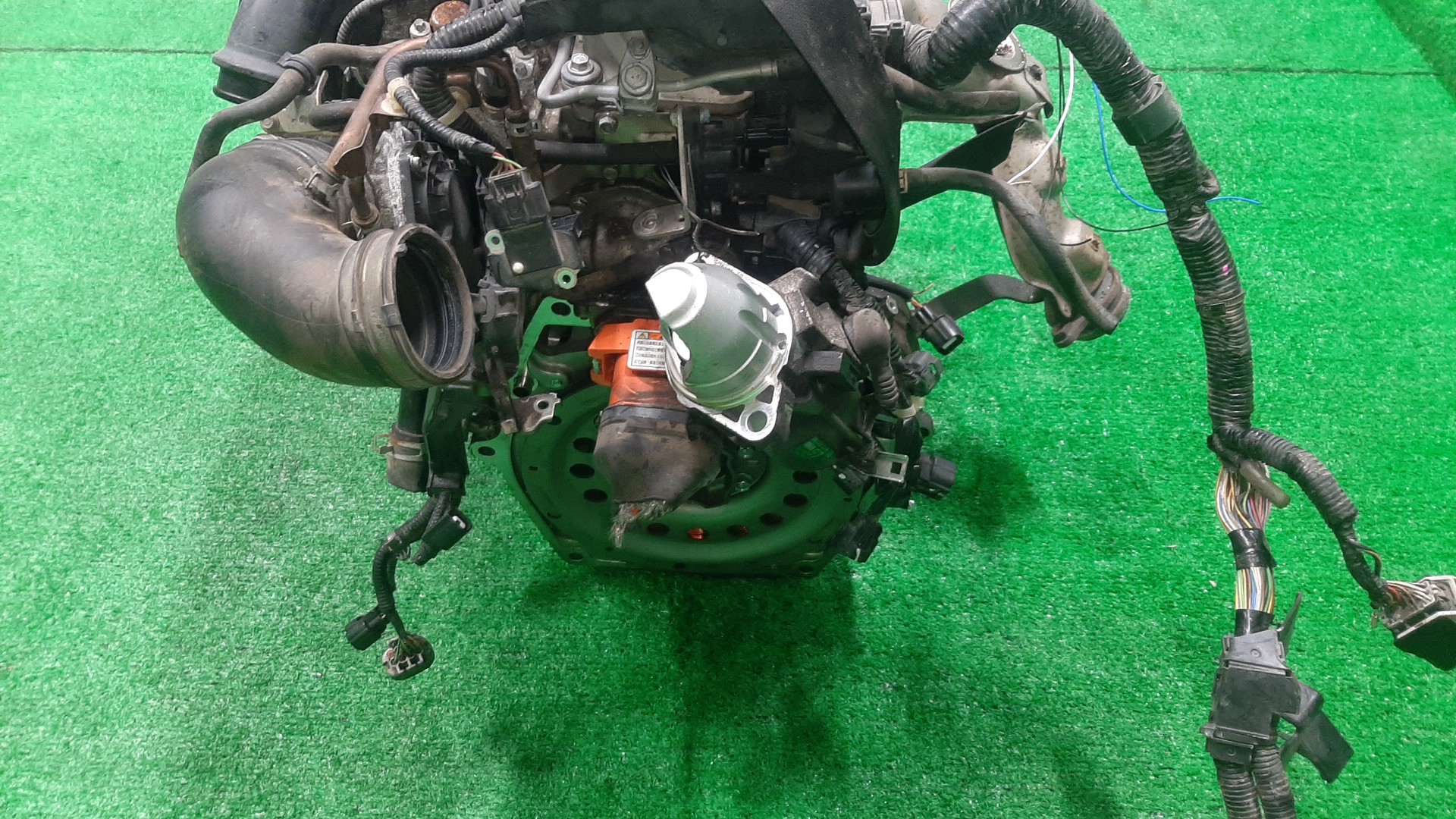 Двигатель HONDA CIVIC FD3 LDA 1302086 5 ракурс Двигатель HONDA CIVIC FD3 LDA 1302086 5 ракурс