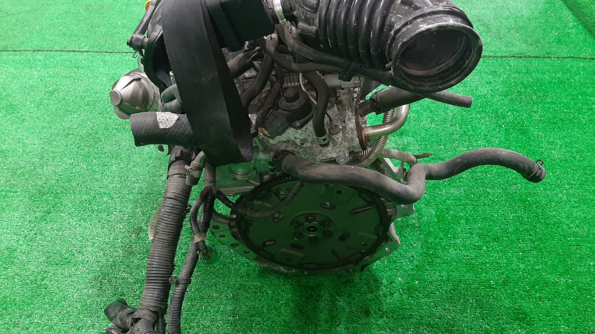 Двигатель NISSAN X-TRAIL T31, NT31 MR20DE 978961A 5 ракурс