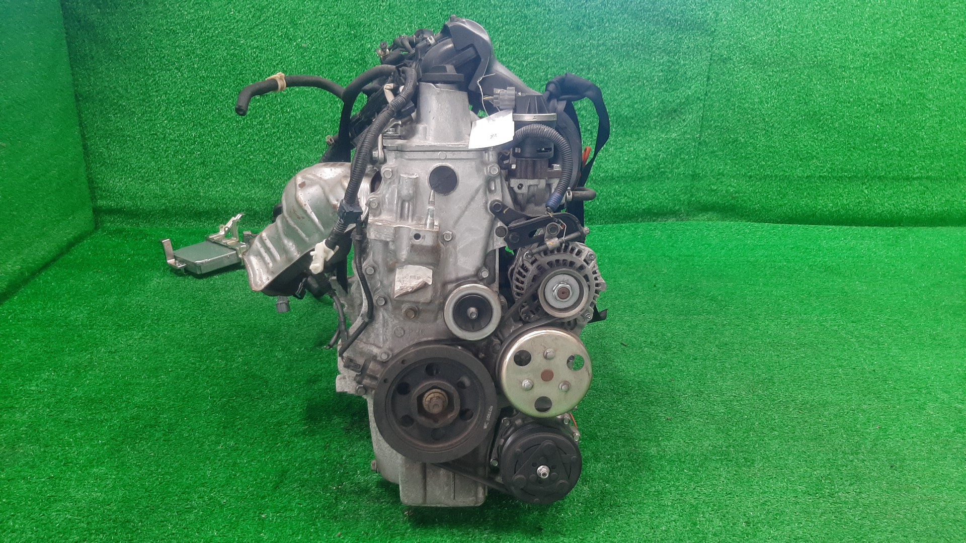Двигатель HONDA AIRWAVE GJ1, GJ2 L15A VTEC 2 ракурс Двигатель HONDA AIRWAVE GJ1, GJ2 L15A VTEC 2 ракурс
