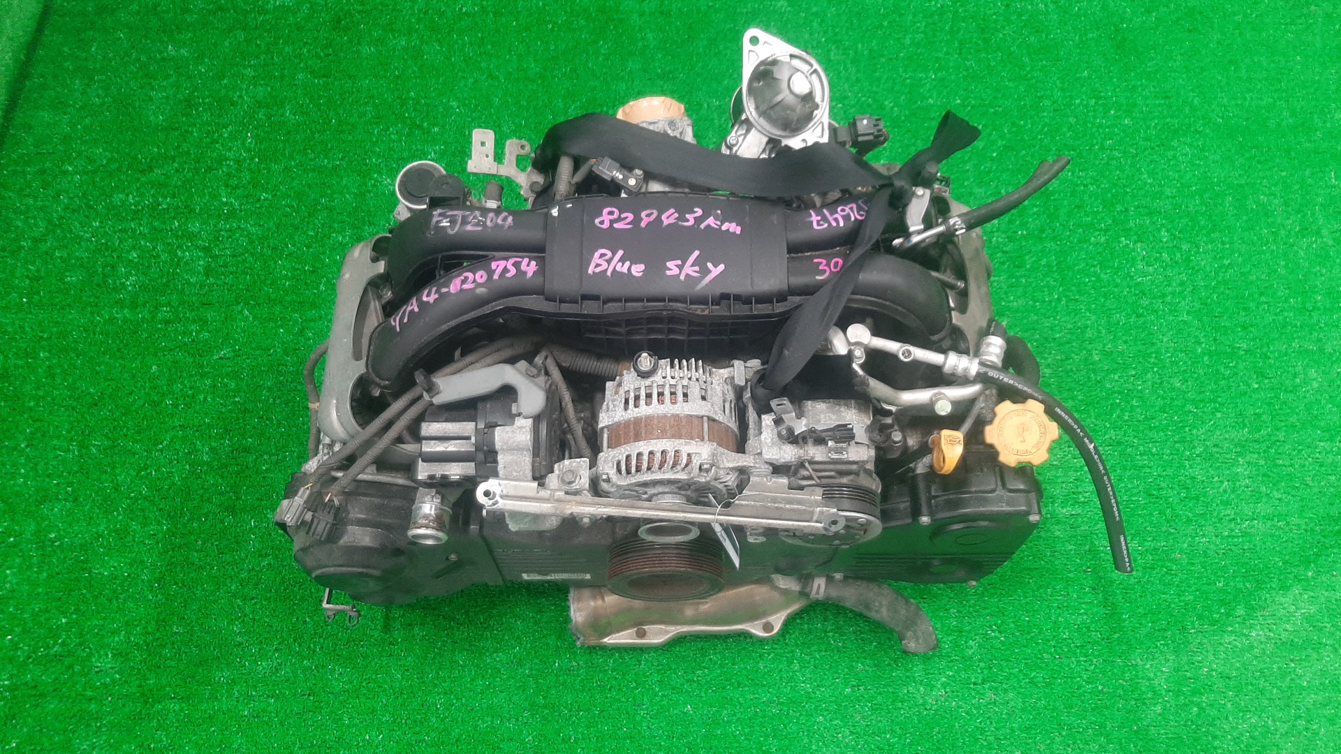 Двигатель SUBARU EXIGA YA5, YA4 EJ204 EJ204JUMME 1 ракурс