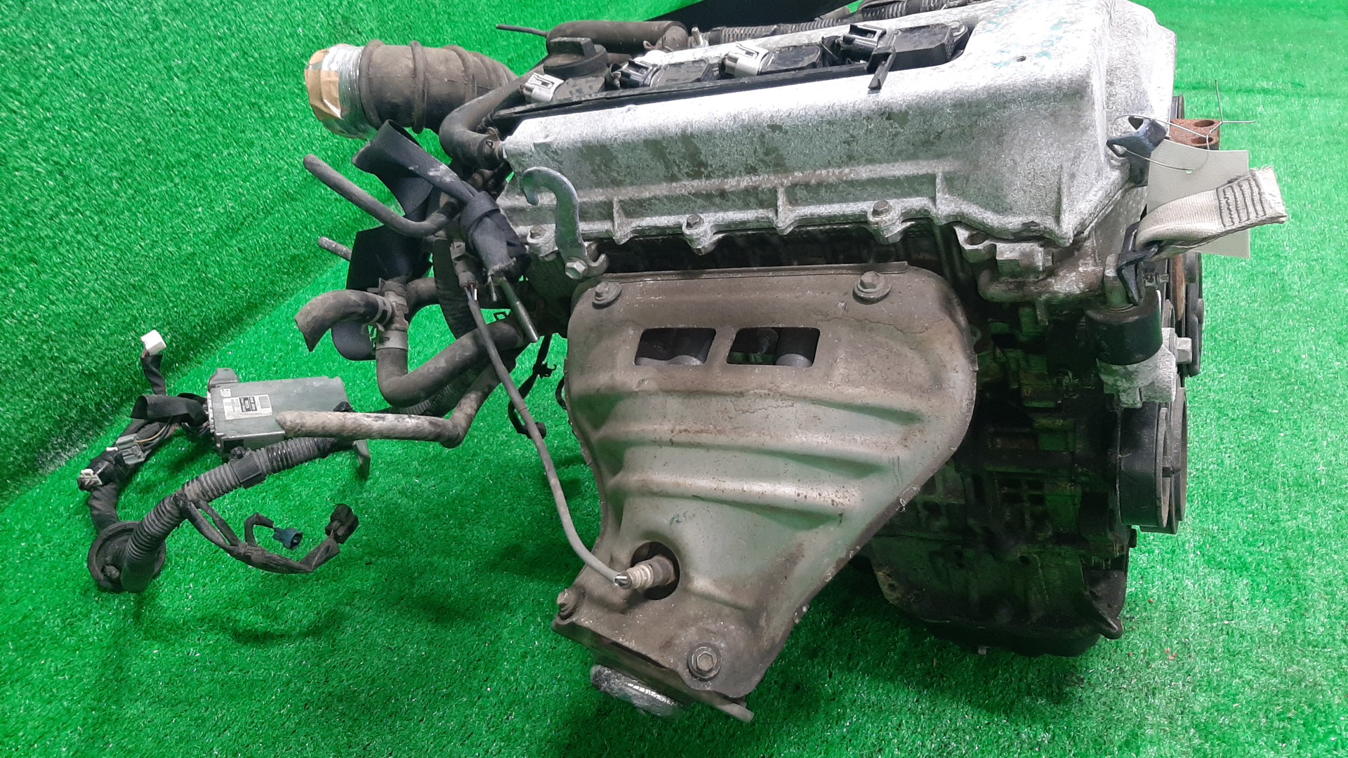 Двигатель TOYOTA CALDINA, CELICA, COROLLA, PREMIO, COROLLA SPACIO, ISIS, WISH, ALLION, COROLLA FIELDER, ALLEX, COROLLA RUNX, WILL VS, FIELDER ZGE20W, ZZT240, ZZT241W, ZZT230, ZZE122, ZNM10, ZNM10W, ZNM10G, ZNE10, ZNE10G, ZZE127 1ZZ-FE MEX 4 ракурс