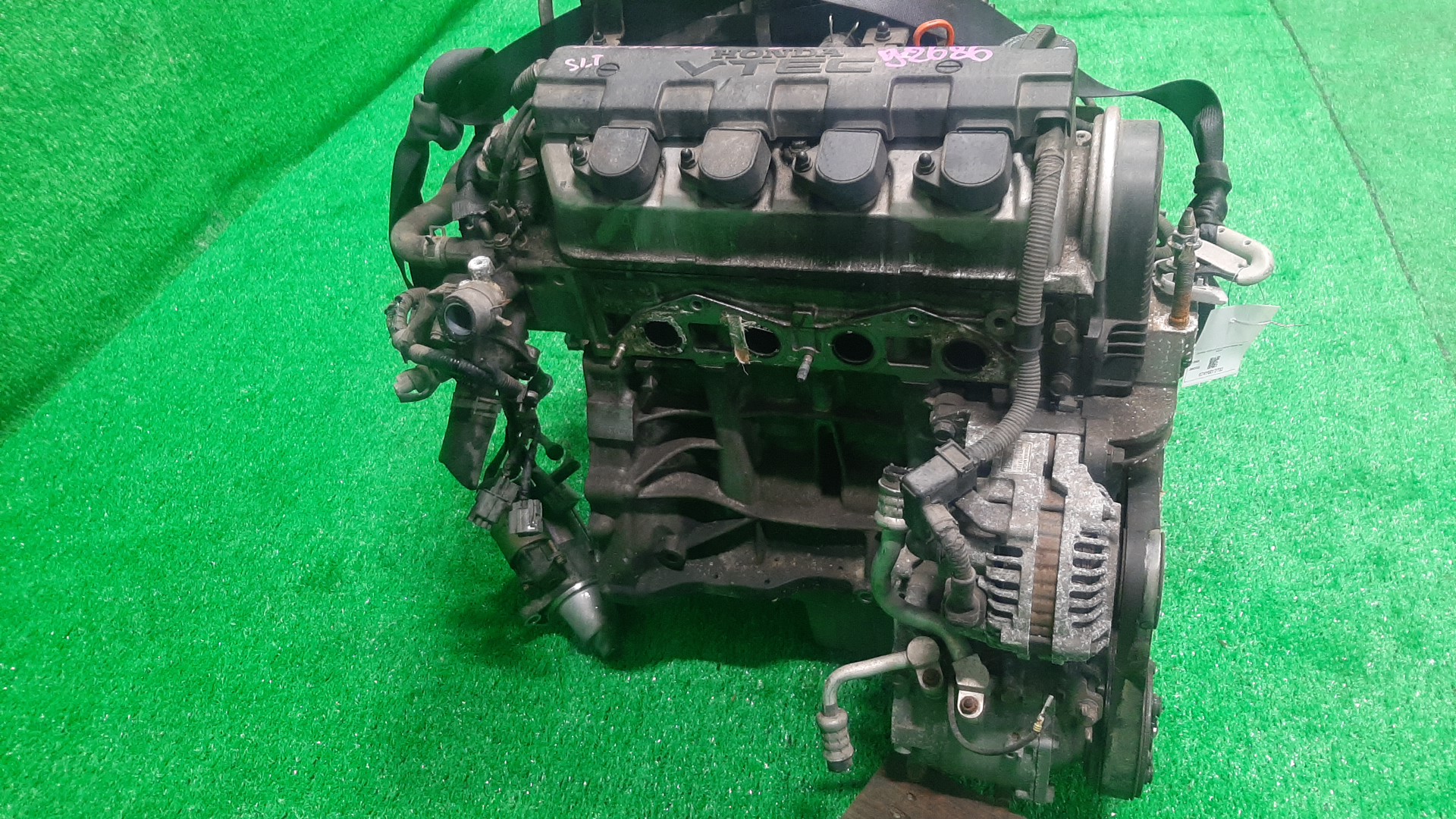 Двигатель HONDA CIVIC, CIVIC FERIO ES1, EU1, ES2, EU2 D15B VTEC 4 ракурс
