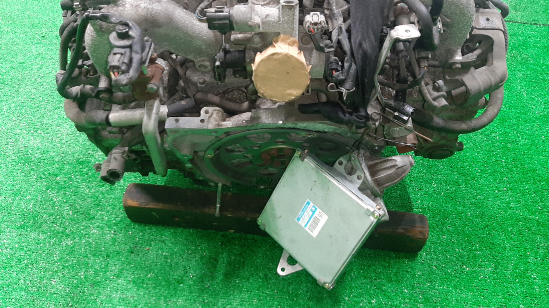 Двигатель SUBARU IMPREZA GG2, GG3, GD3, GD2 EJ152 EJ152DX3AE 5 ракурс