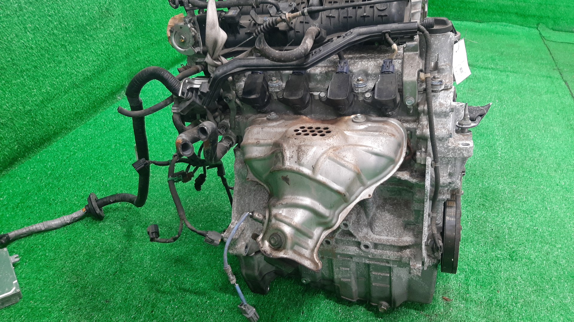 Двигатель HONDA AIRWAVE GJ1, GJ2 L15A VTEC 4 ракурс Двигатель HONDA AIRWAVE GJ1, GJ2 L15A VTEC 4 ракурс
