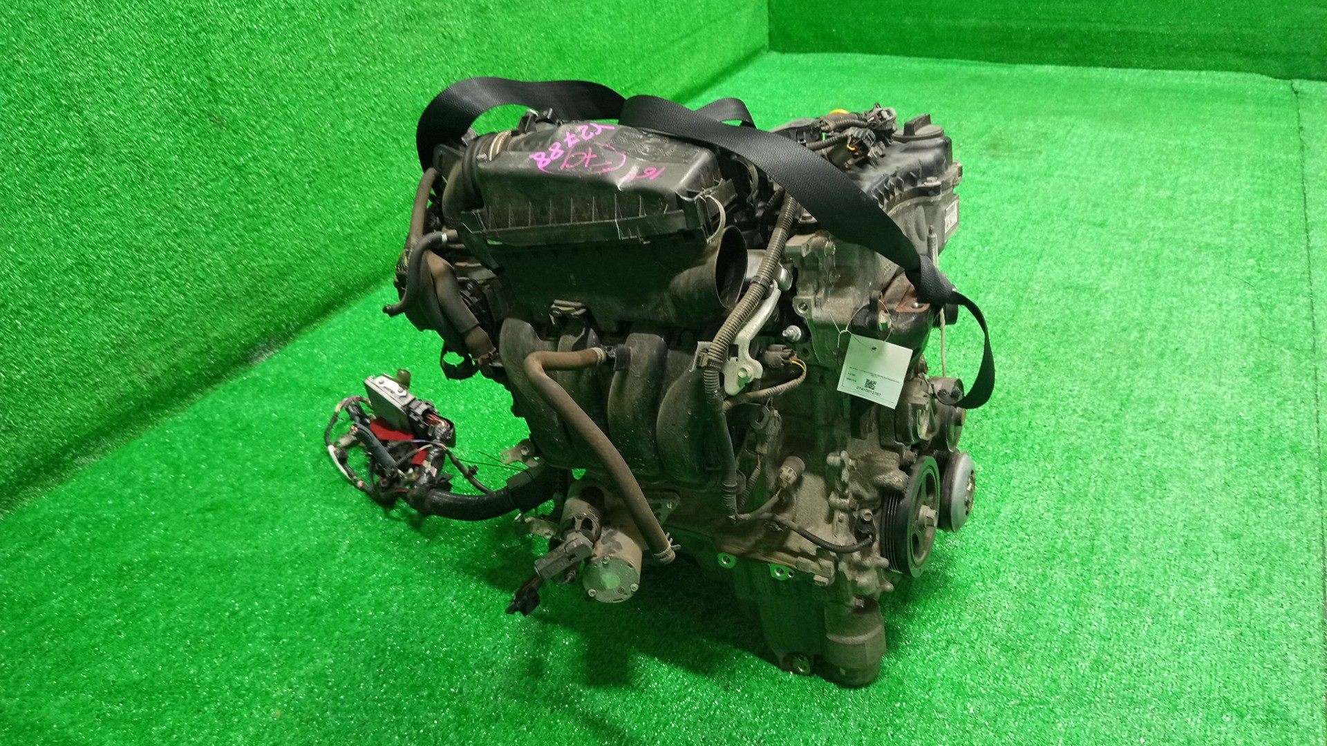 Двигатель TOYOTA VITZ NSP135 1NR-FE 0961114 3 ракурс