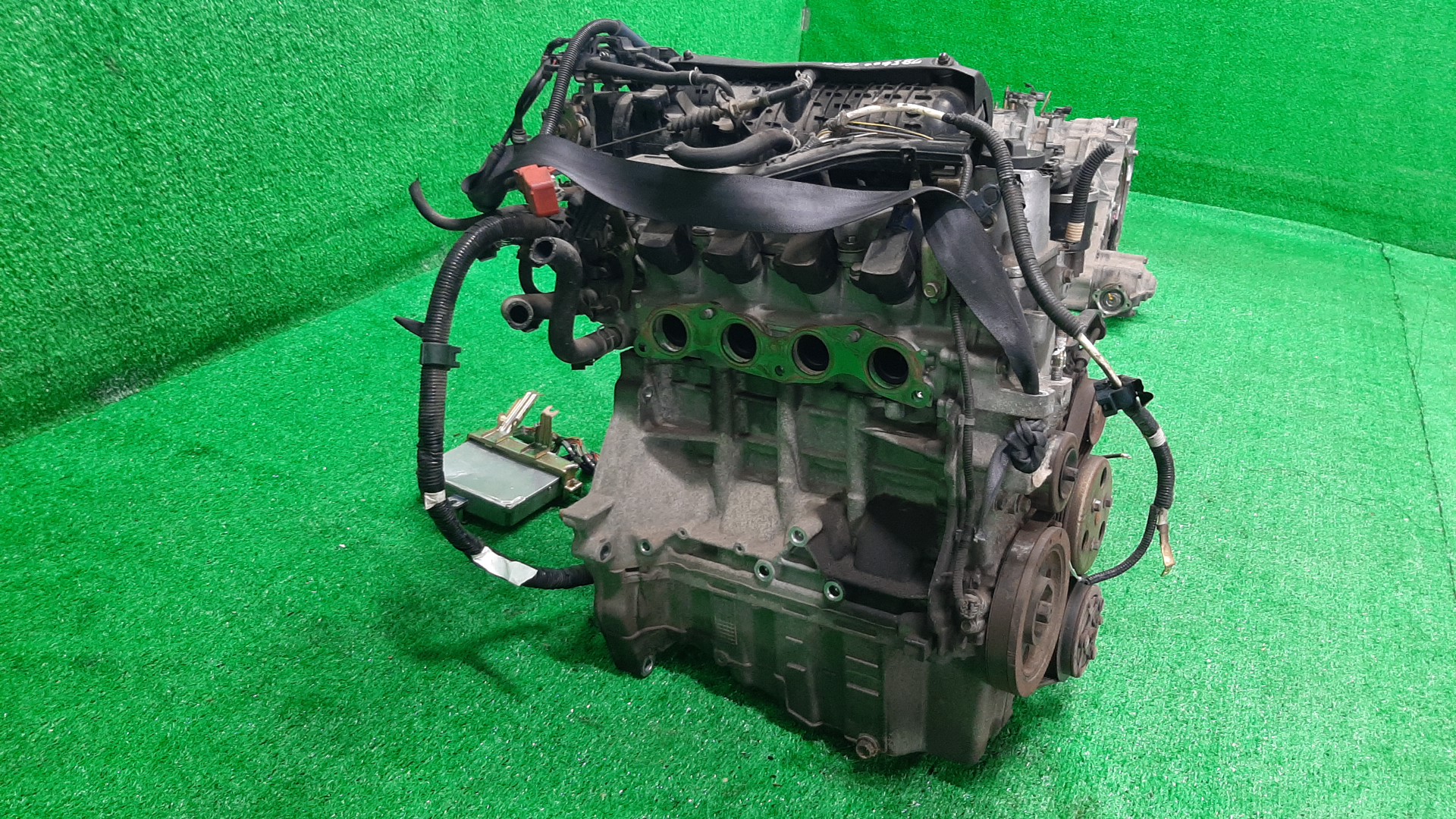 Двигатель HONDA FIT GD3, GD4 L15A VTEC 3 ракурс Двигатель HONDA FIT GD3, GD4 L15A VTEC 3 ракурс
