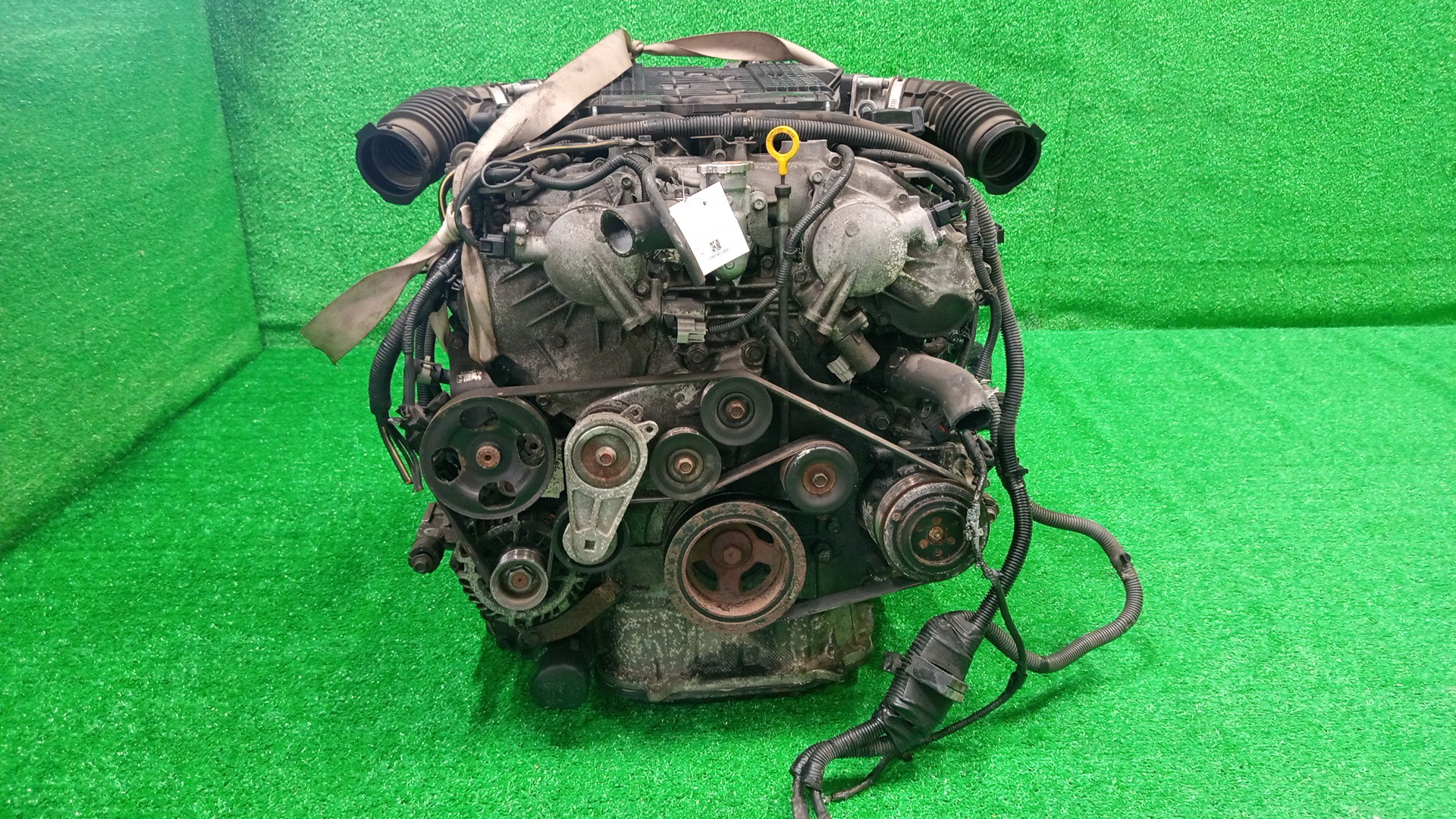 Двигатель NISSAN FUGA KNY51 VQ37VHR 337789A 2 ракурс