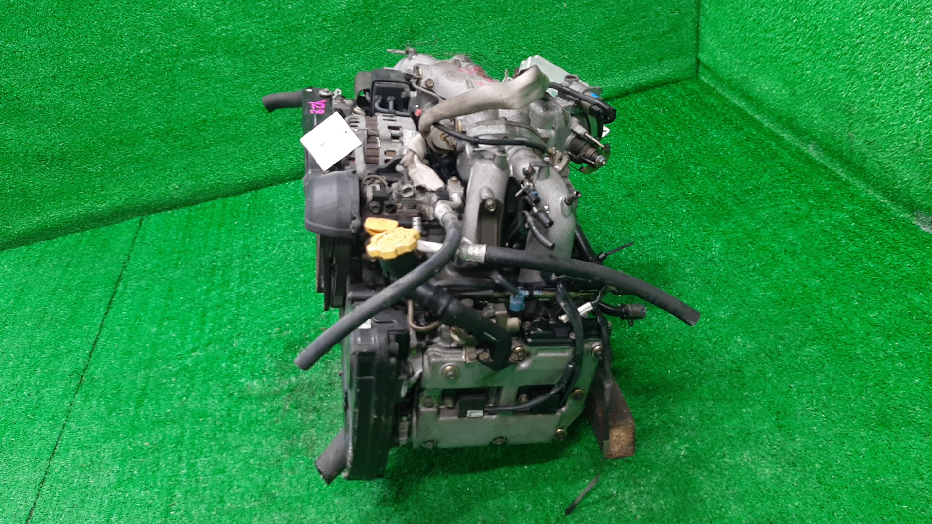 Двигатель SUBARU LEGACY BE5, BH5 EJ204 EJ204DXBKE 4 ракурс Двигатель SUBARU LEGACY BE5, BH5 EJ204 EJ204DXBKE 4 ракурс