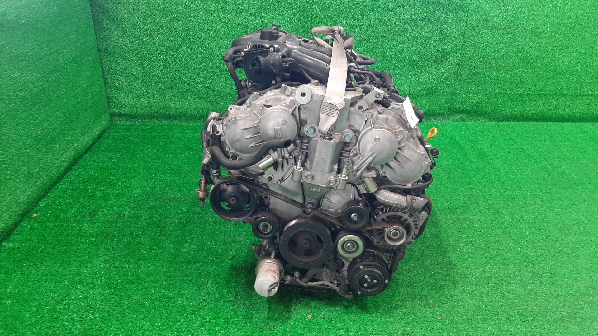Двигатель NISSAN TEANA J32 VQ25DE 706513A 2 ракурс