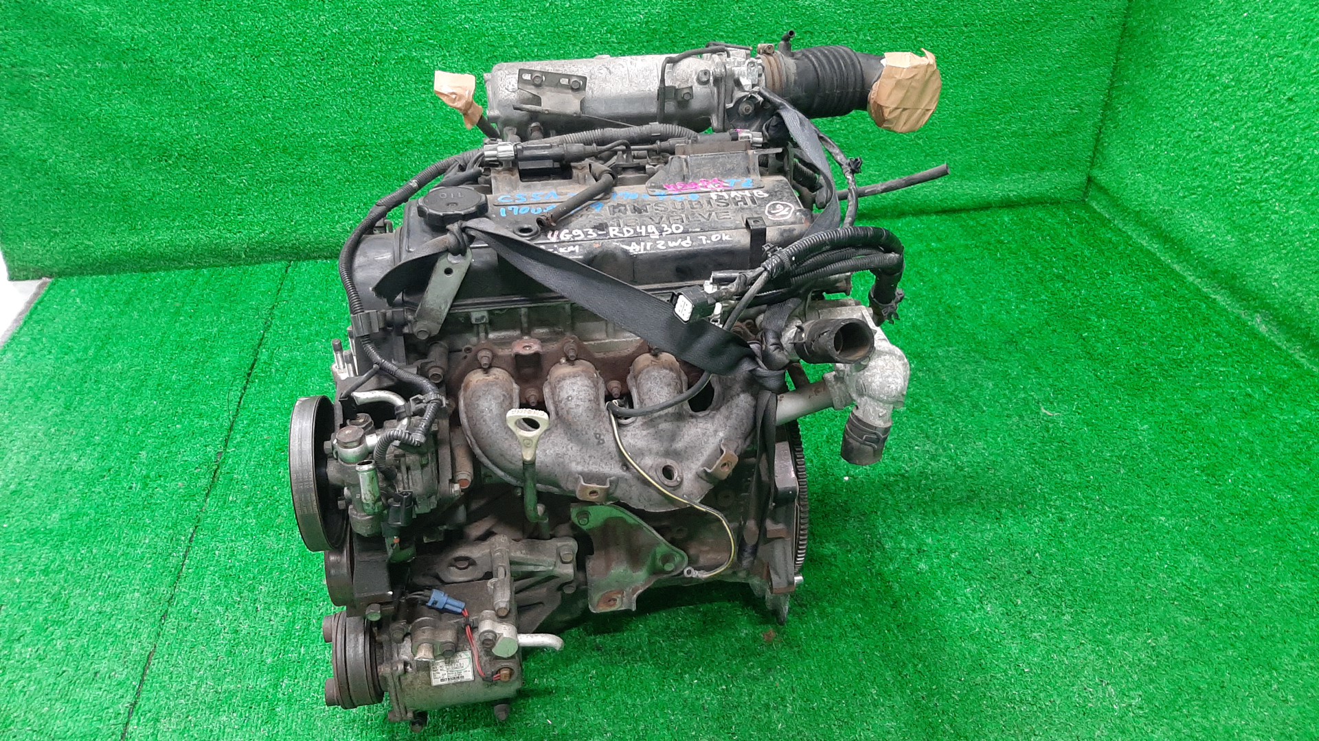 Двигатель MITSUBISHI LANCER CEDIA, LANCER CS5W, CS5A 4G93 HE GDI 3 ракурс Двигатель MITSUBISHI LANCER CEDIA, LANCER CS5W, CS5A 4G93 HE GDI 3 ракурс