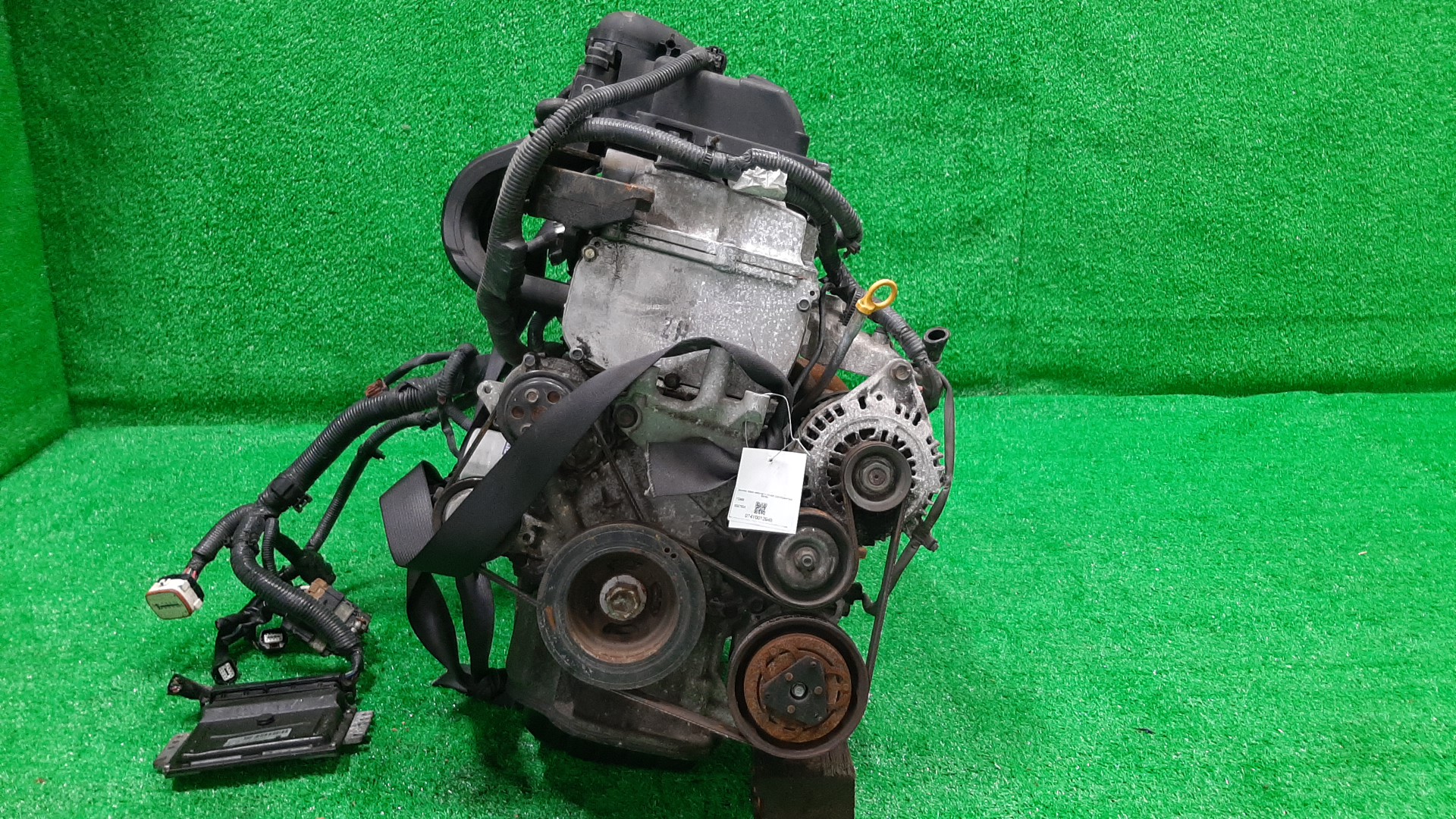 Двигатель NISSAN MARCH, CUBE BK12, BZ11 CR14DE 028755A 2 ракурс