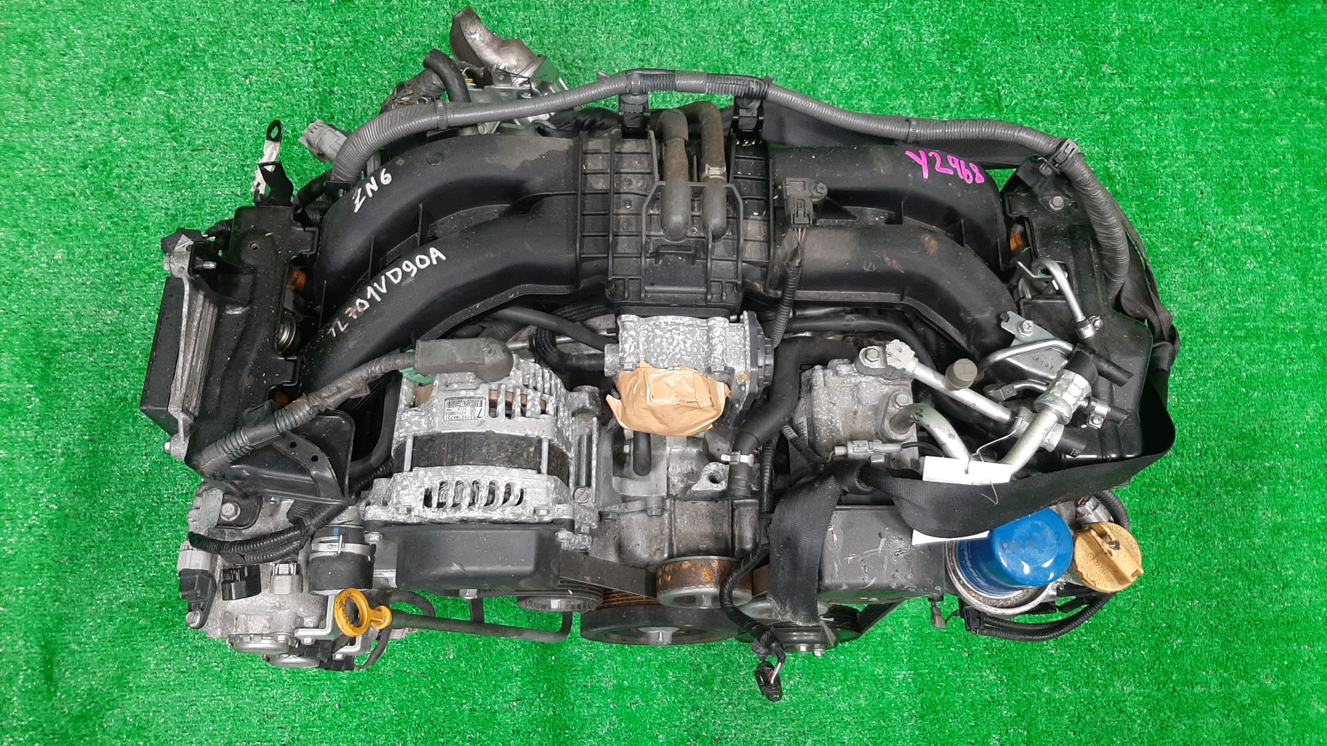 Двигатель TOYOTA BRZ, GT86 ZC6, ZN6 FA20D FA20DHWB7A 1 ракурс