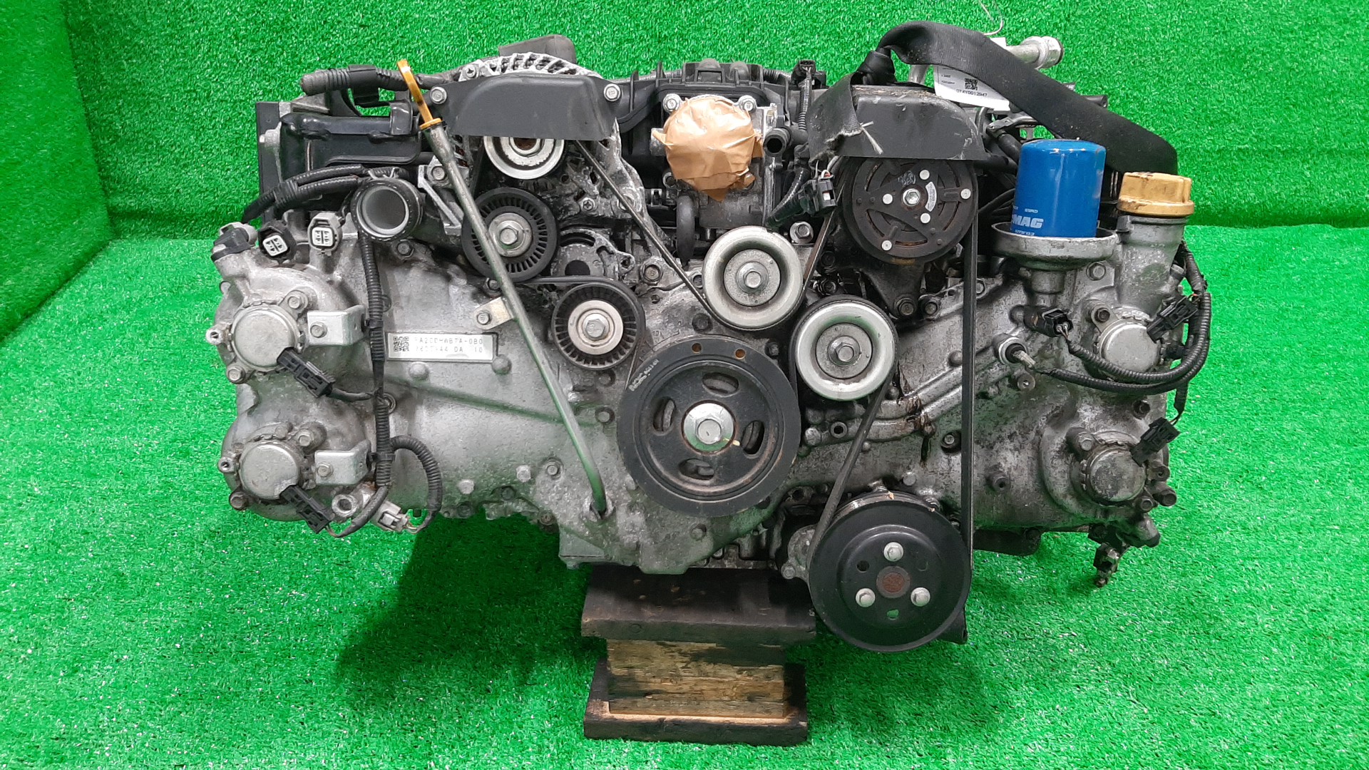 Двигатель TOYOTA BRZ, GT86 ZC6, ZN6 FA20D FA20DHWB7A 2 ракурс