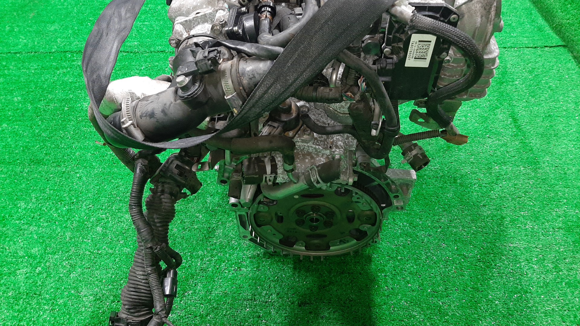Двигатель NISSAN NOTE E12 HR12DDR 058806B 5 ракурс