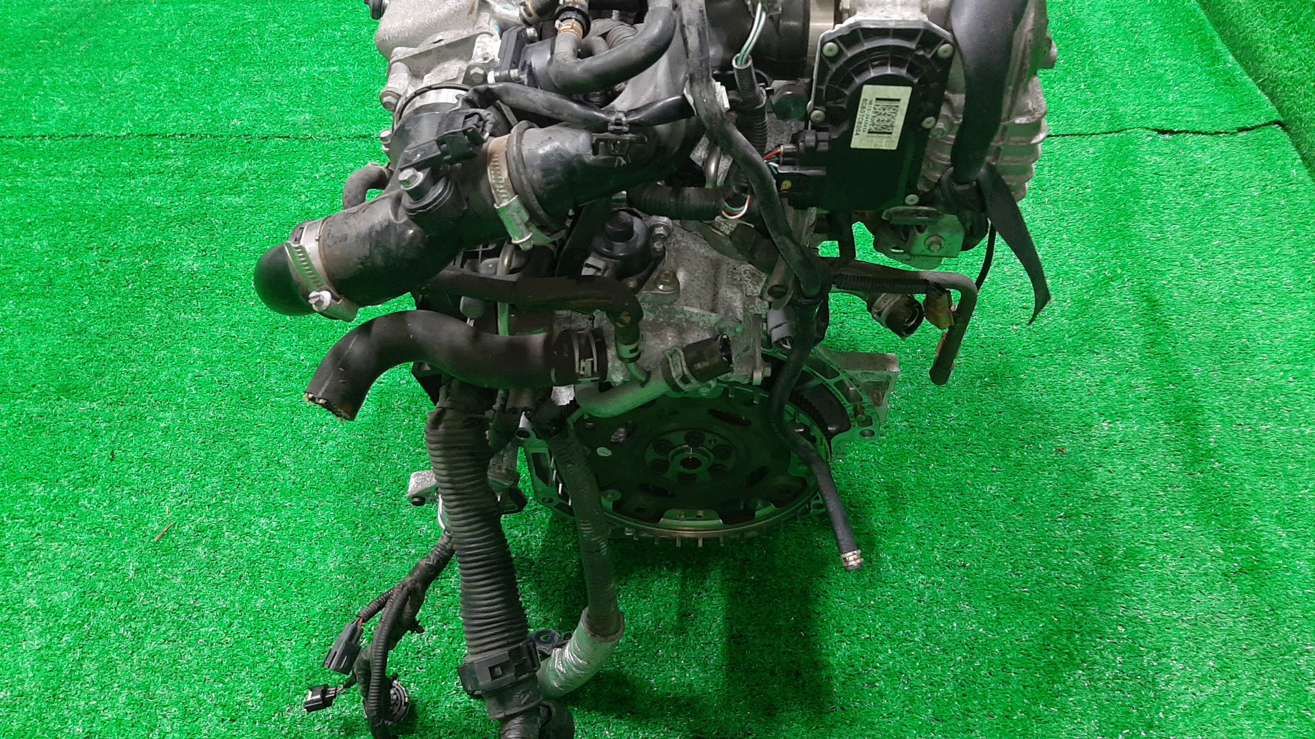 Двигатель NISSAN NOTE E12 HR12DDR 295595A 5 ракурс