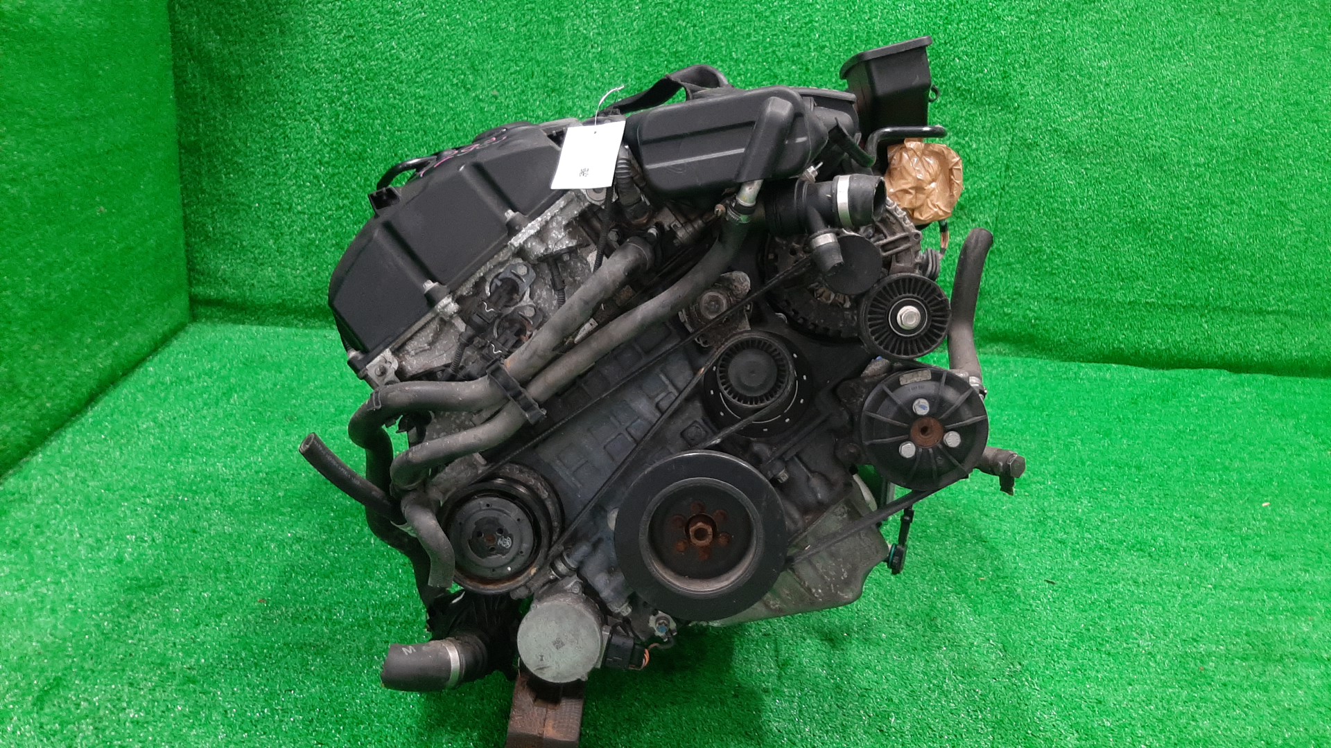 Двигатель BMW 5-Series, 3-Series, X3, 323i, 325i, 525i E61, E60, E90, E91, E93, E92, E83 N52B25AF N52B25AF 2 ракурс