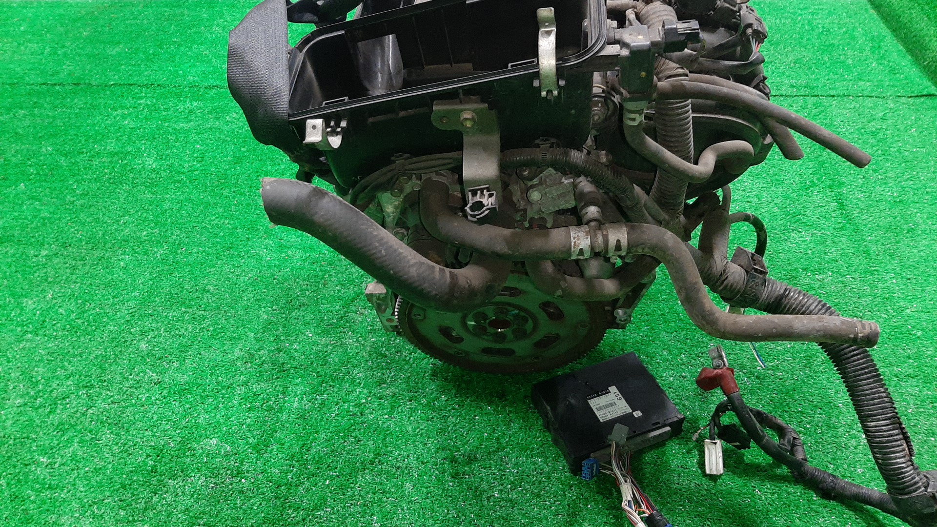 Двигатель TOYOTA PASSO, BOON KGC15, KGC10, M310S, M300S 1KR-FE 0133711 5 ракурс