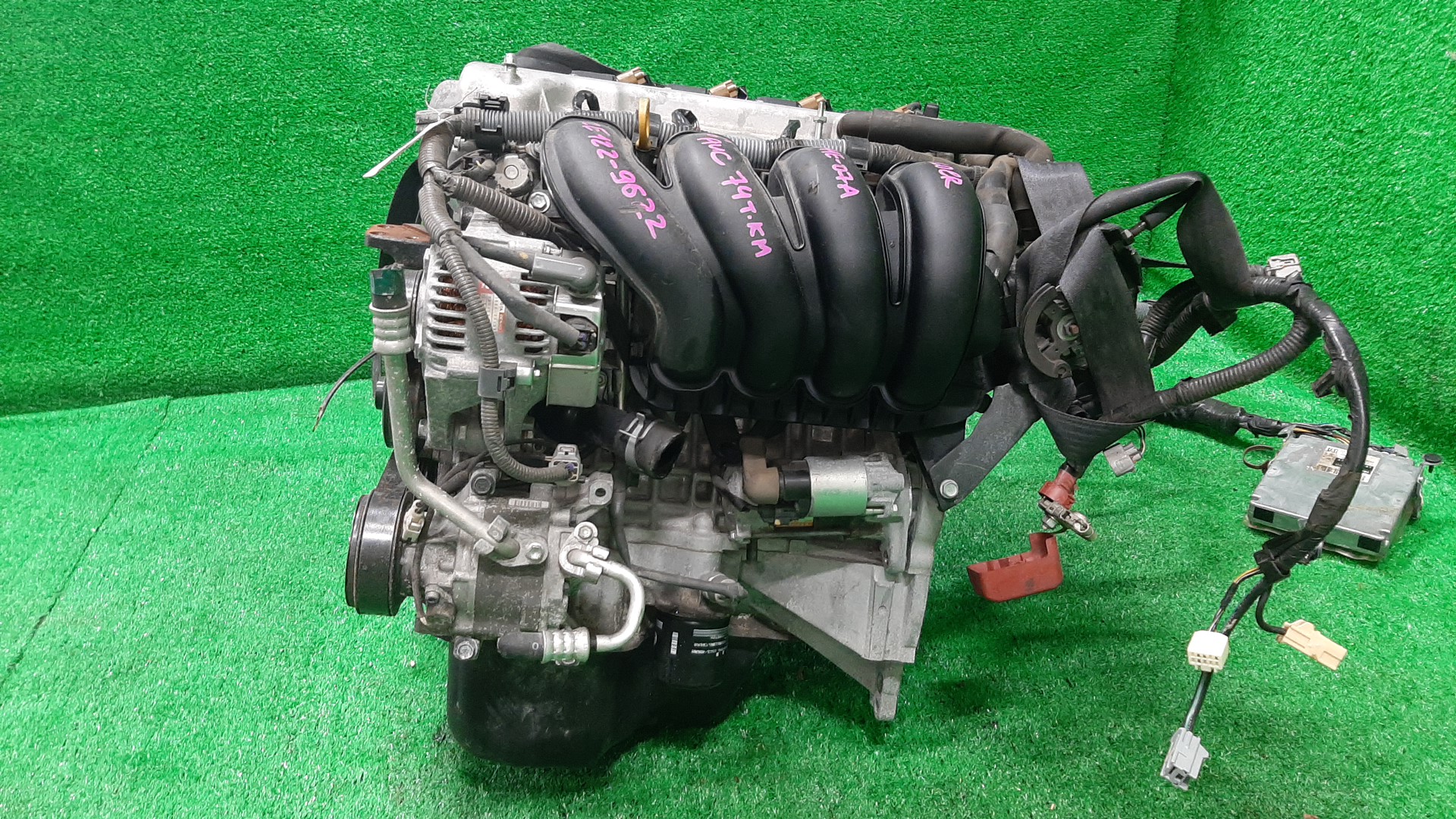 Двигатель TOYOTA CALDINA, CELICA, COROLLA, PREMIO, COROLLA SPACIO, ISIS, WISH, ALLION, COROLLA FIELDER, ALLEX, COROLLA RUNX, WILL VS, FIELDER ZGE20W, ZZT240, ZZT241W, ZZT230, ZZE122, ZNM10, ZNM10W, ZNM10G, ZNE10, ZNE10G, ZZE127 1ZZ-FE MEX 3 ракурс
