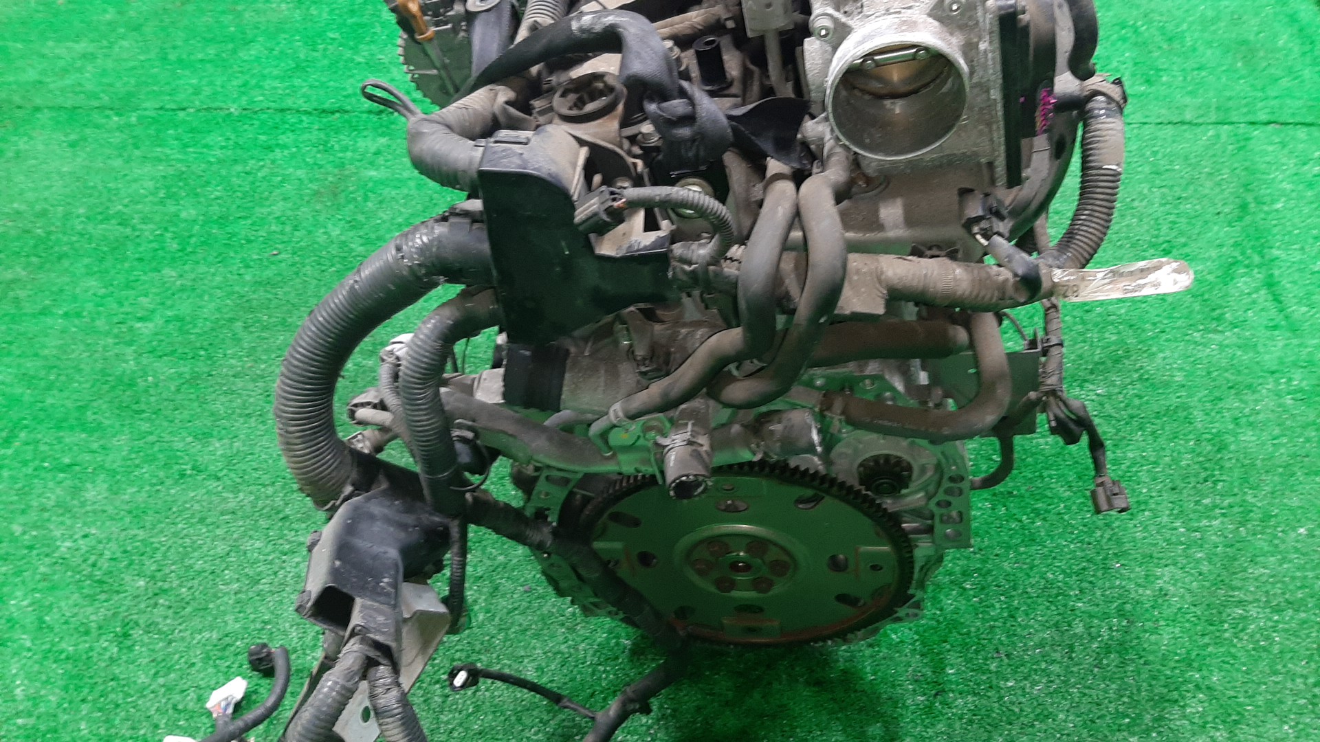 Двигатель NISSAN X-TRAIL TNT31 QR25DE 588686A 5 ракурс
