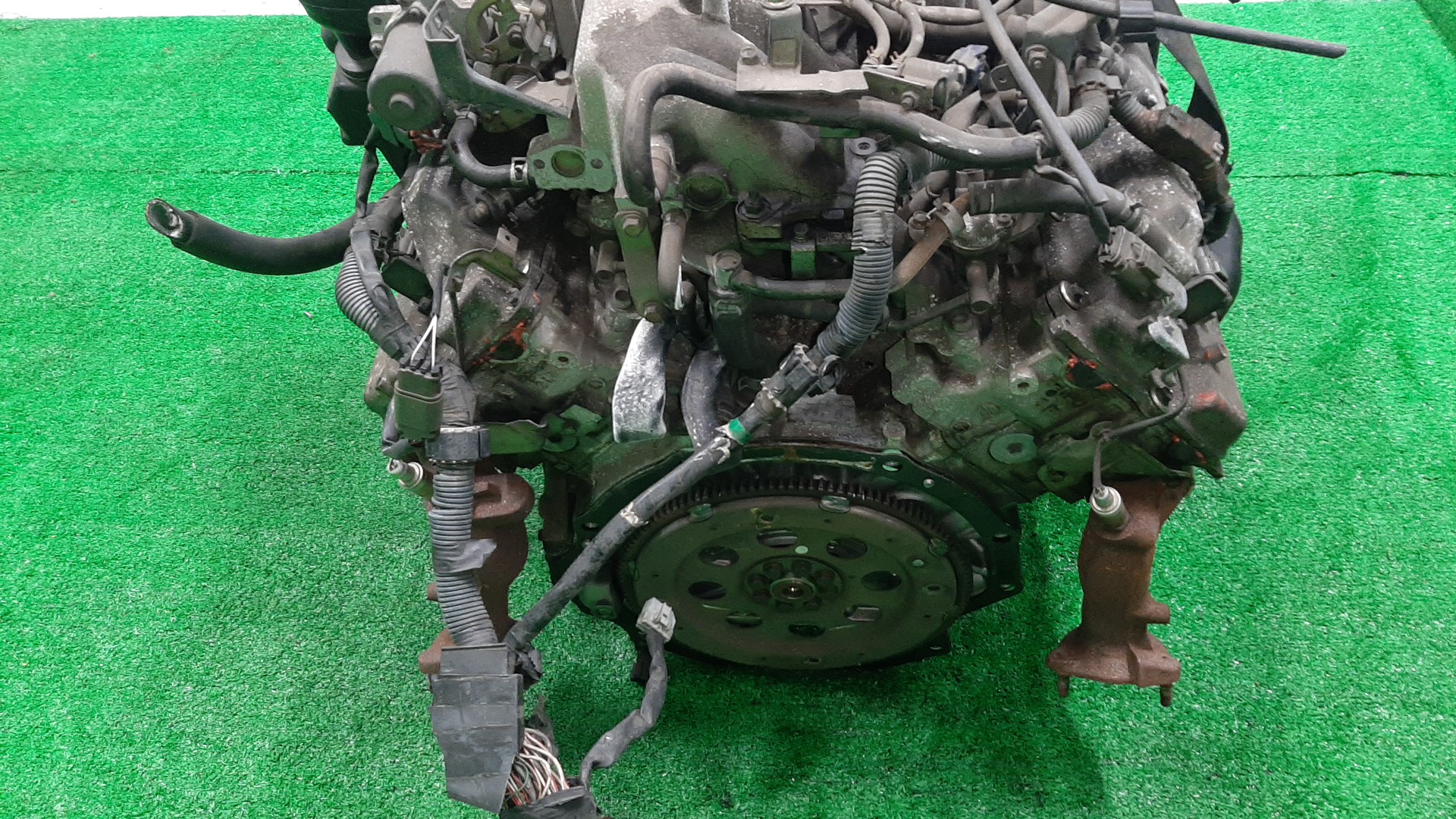 Двигатель NISSAN CIMA FGY33 VH41DE 080447 5 ракурс