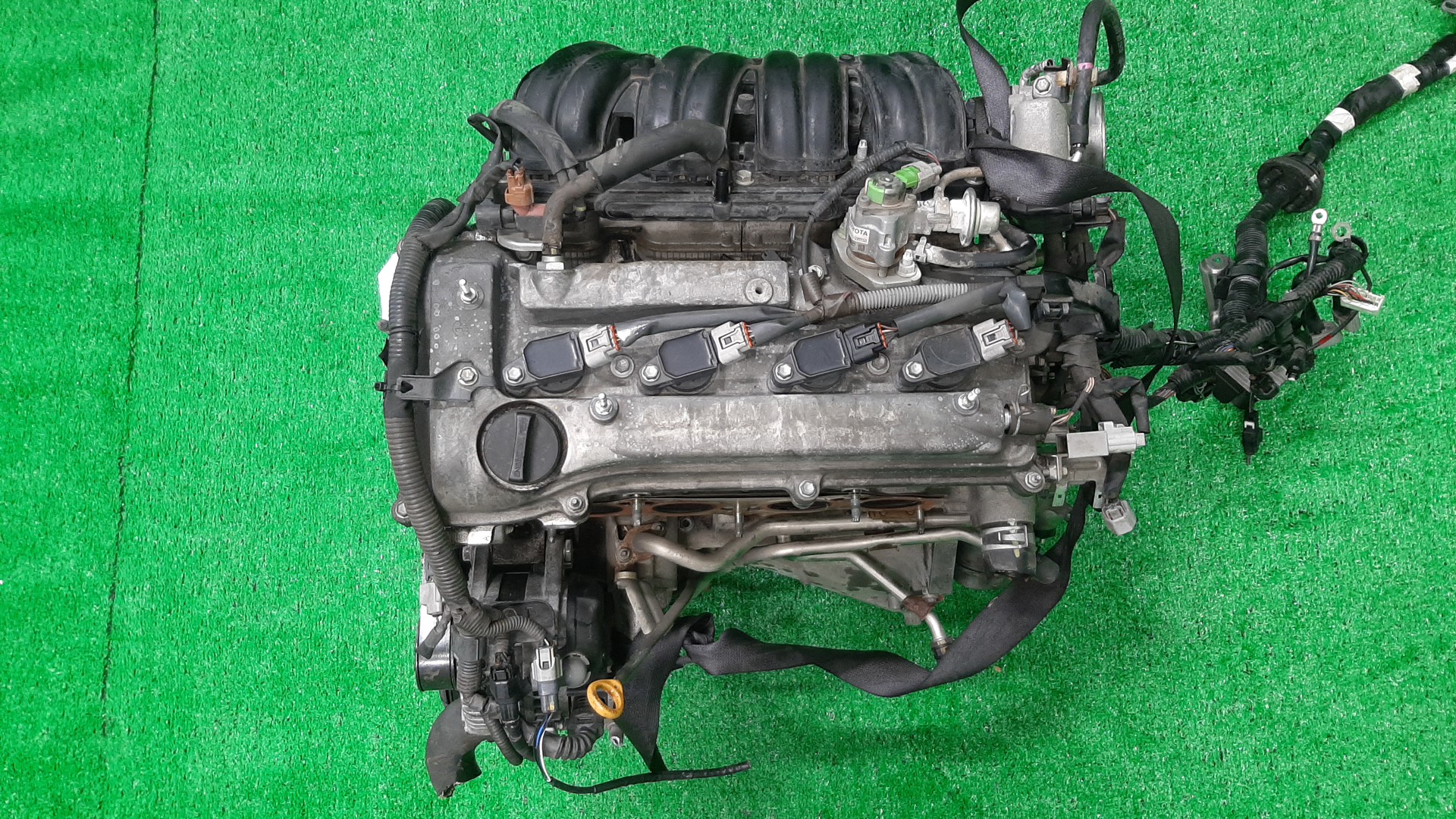 Двигатель TOYOTA AVENSIS AZT251 2AZ-FSE 2640218 1 ракурс