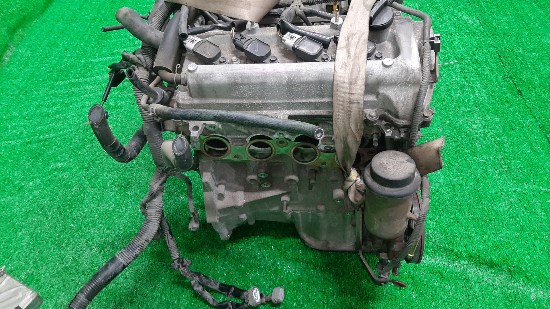 Двигатель TOYOTA FUNCARGO, IST, PLATZ, RAUM, VITZ, PROBOX, BB, PORTE, SIENTA, SUCCEED, WILL CYPHA NCP25, NCP65, NCP16, NCZ25, NCP15, NCP55V, NCP59G, NCP35, NNP15, NCP85G, NCP75 1NZ-FE B091180 4 ракурс