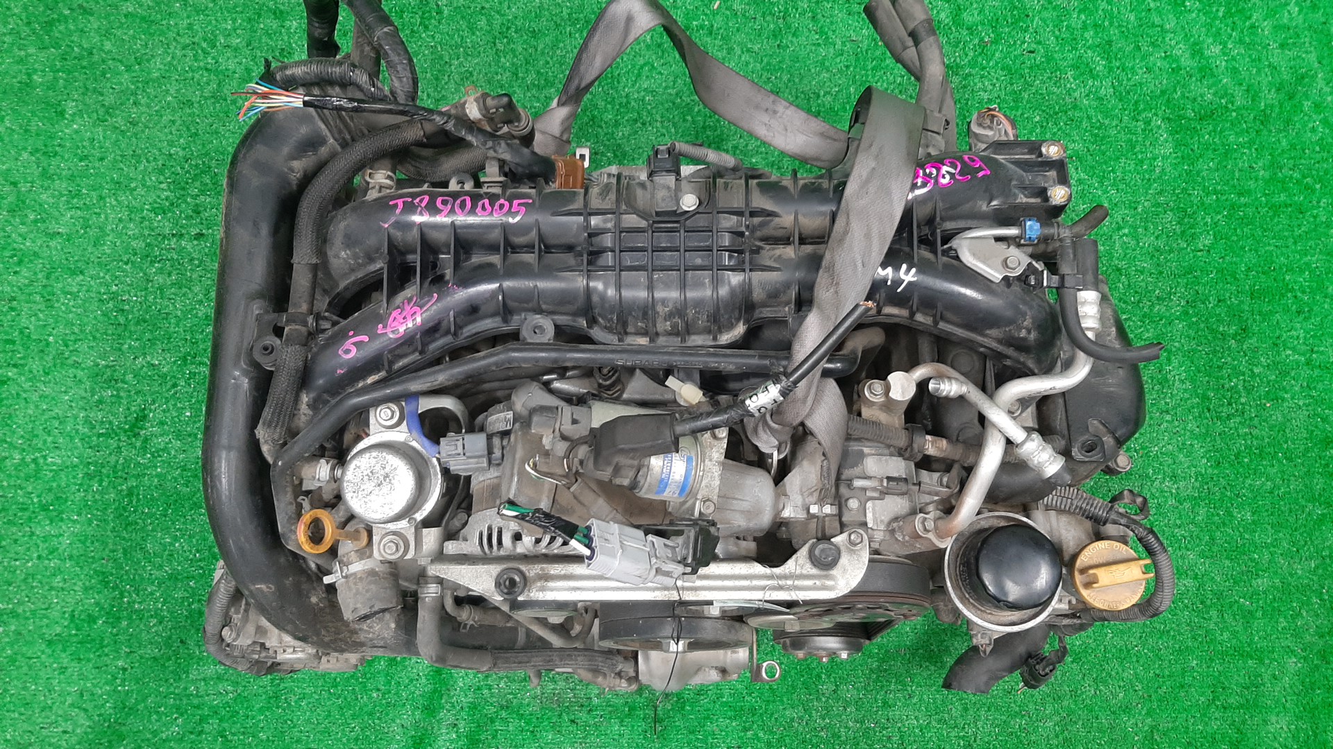 Двигатель SUBARU LEVORG VM4 FB16 J890005 1 ракурс