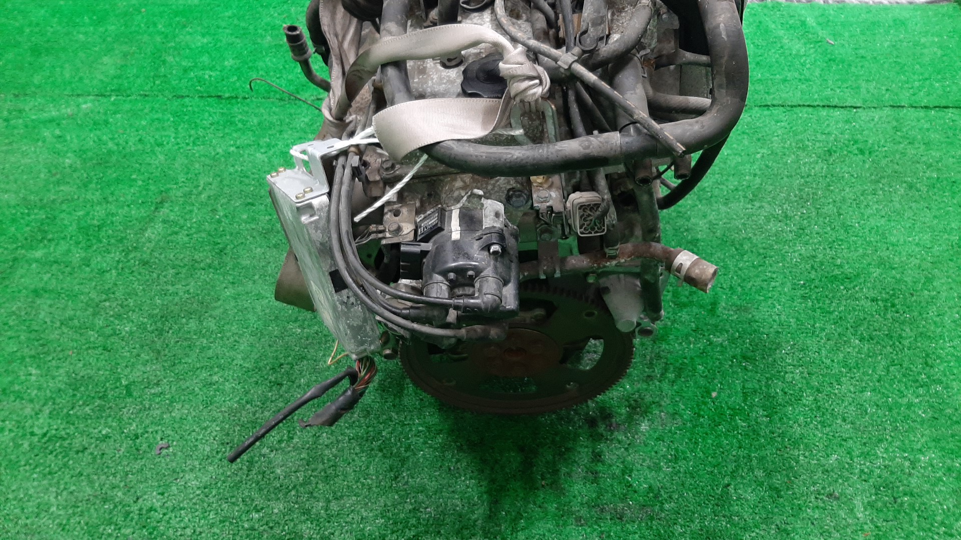 Двигатель MAZDA DEMIO DW3W B3E, B3ME, B3 1MOD 5 ракурс