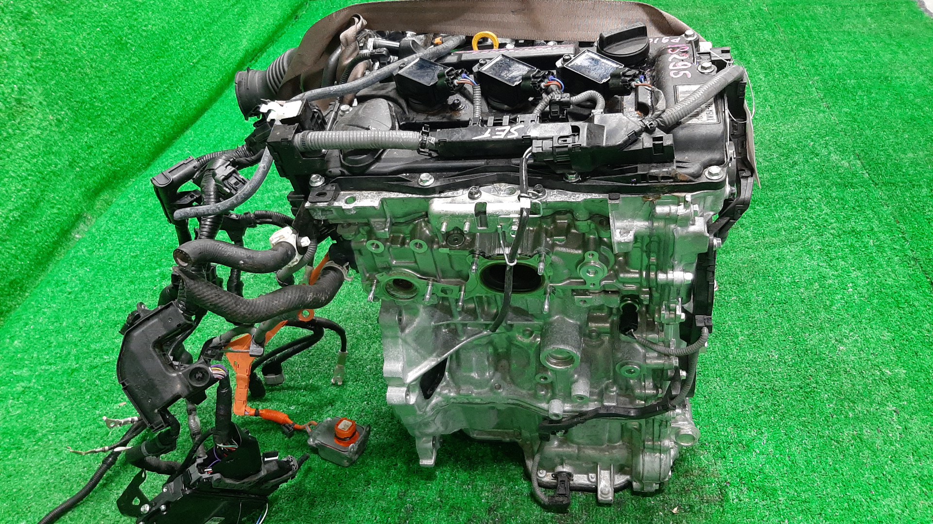 Двигатель TOYOTA AQUA MXPK11, MXPK16 M15A-FXE 1130774 4 ракурс
