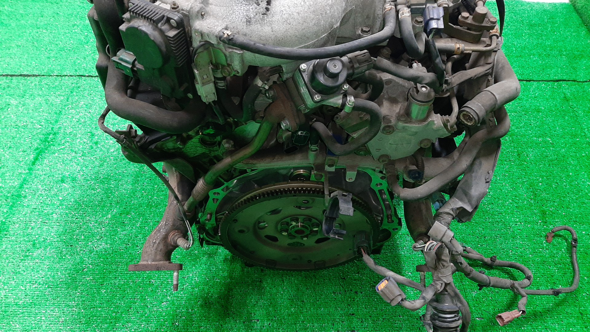 Двигатель NISSAN SKYLINE, STAGEA V35, M35 VQ25DD 199210A 5 ракурс Двигатель NISSAN SKYLINE, STAGEA V35, M35 VQ25DD 199210A 5 ракурс