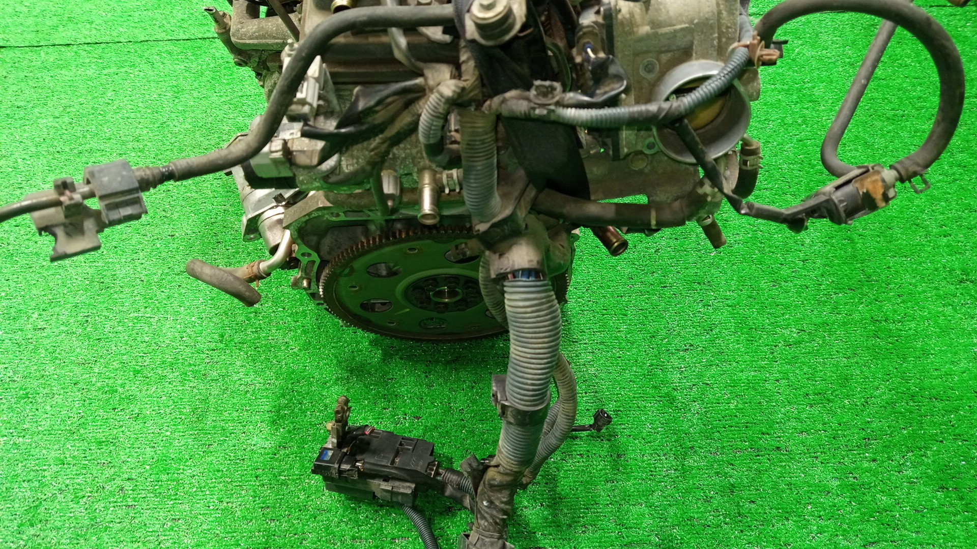 Двигатель TOYOTA RAV4 ACA21W, ACA20W 1AZ-FSE 5118267 5 ракурс Двигатель TOYOTA RAV4 ACA21W, ACA20W 1AZ-FSE 5118267 5 ракурс