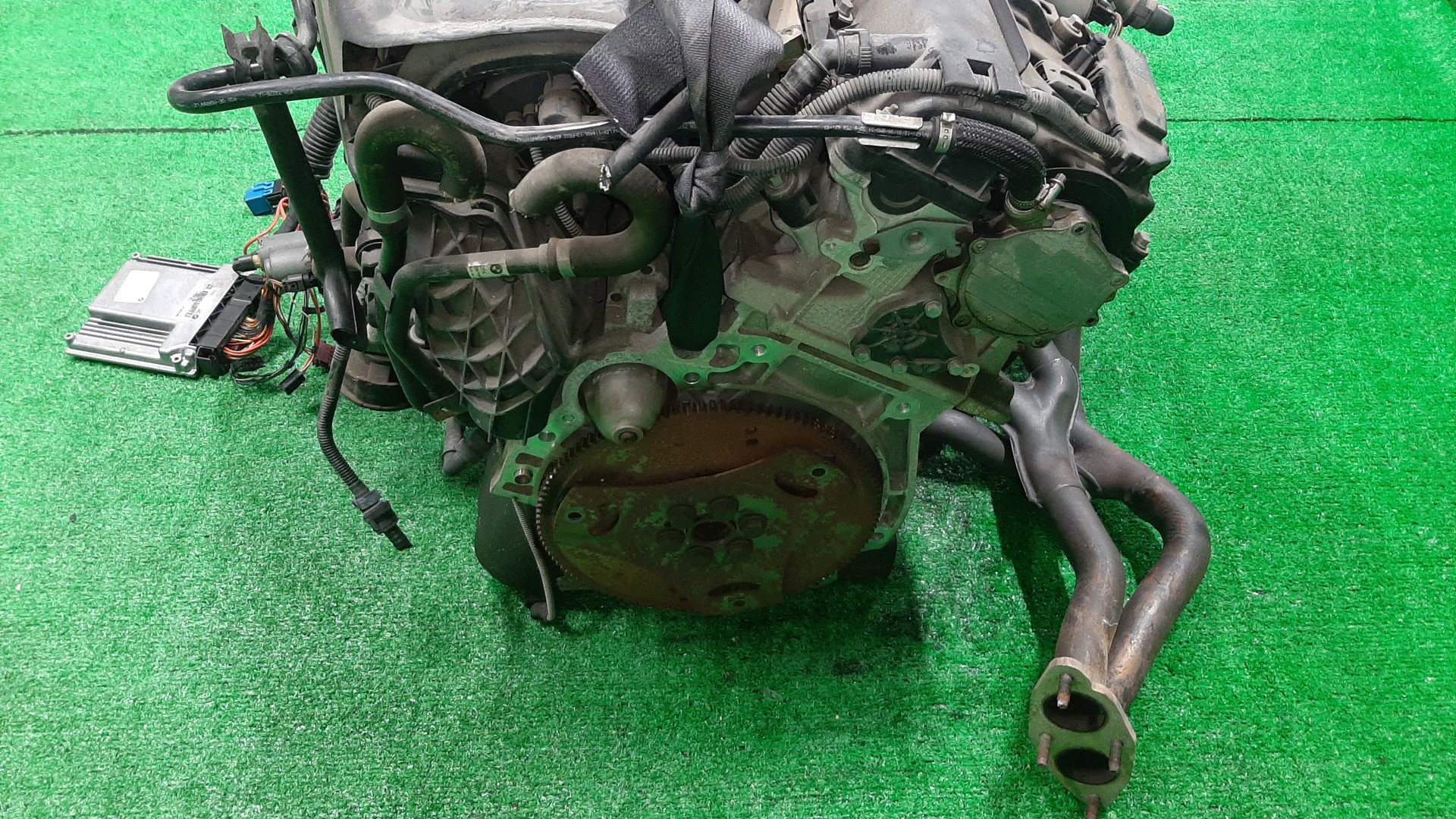 Двигатель BMW 3-Series E46 N46B20AA N46B20AA 5 ракурс