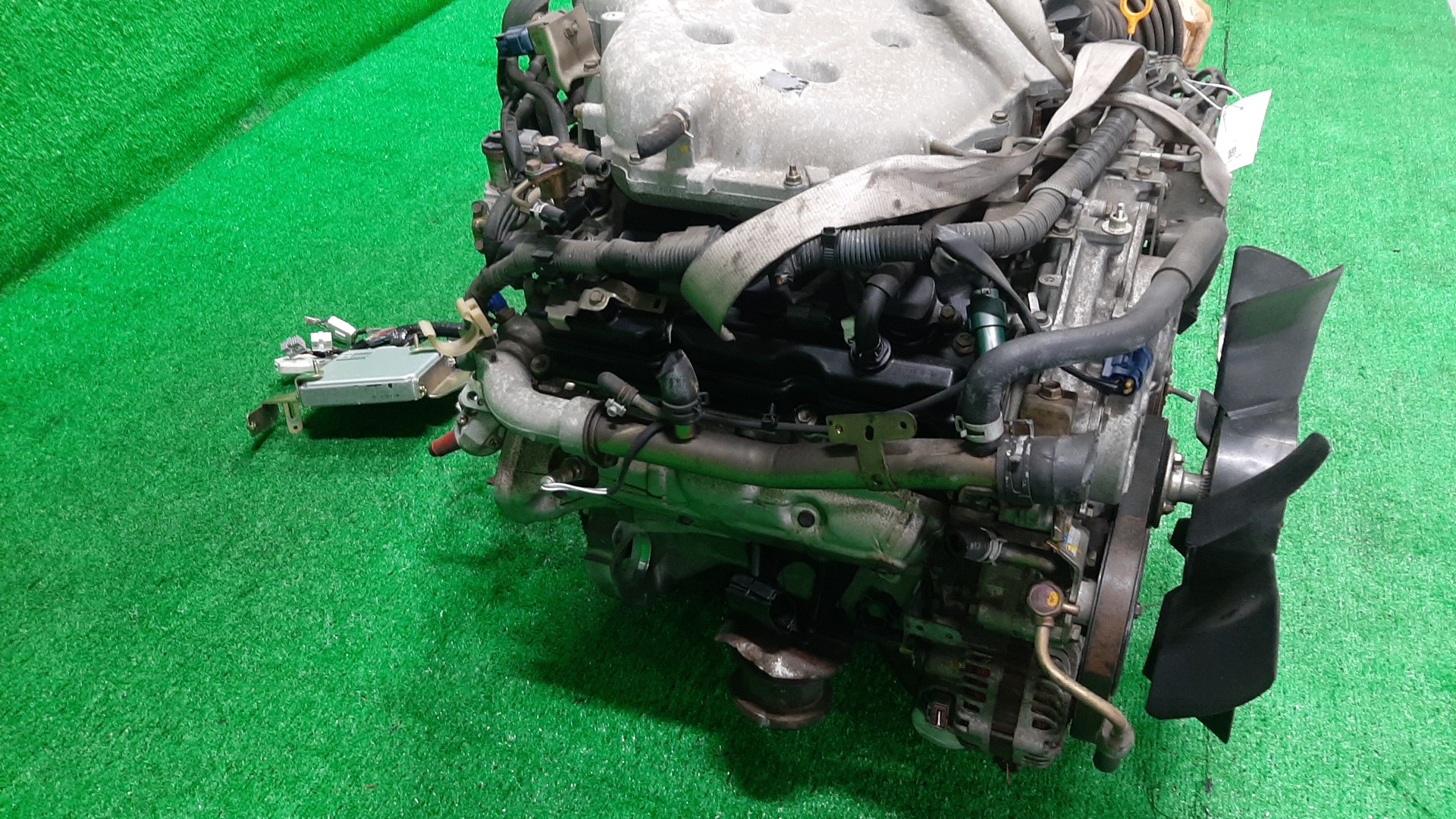 Двигатель NISSAN CEDRIC, GLORIA MY34 VQ25DD 2MOD 4 ракурс