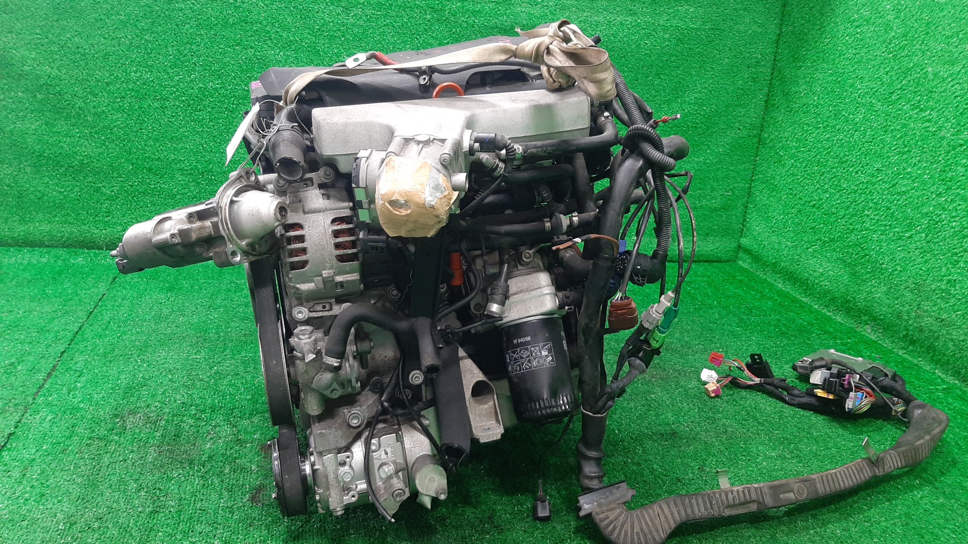 Двигатель AUDI A4 8ED, 8E, 8HE, 8H7, 8EC, B7, B6 BFB 161881 3 ракурс Двигатель AUDI A4 8ED, 8E, 8HE, 8H7, 8EC, B7, B6 BFB 161881 3 ракурс