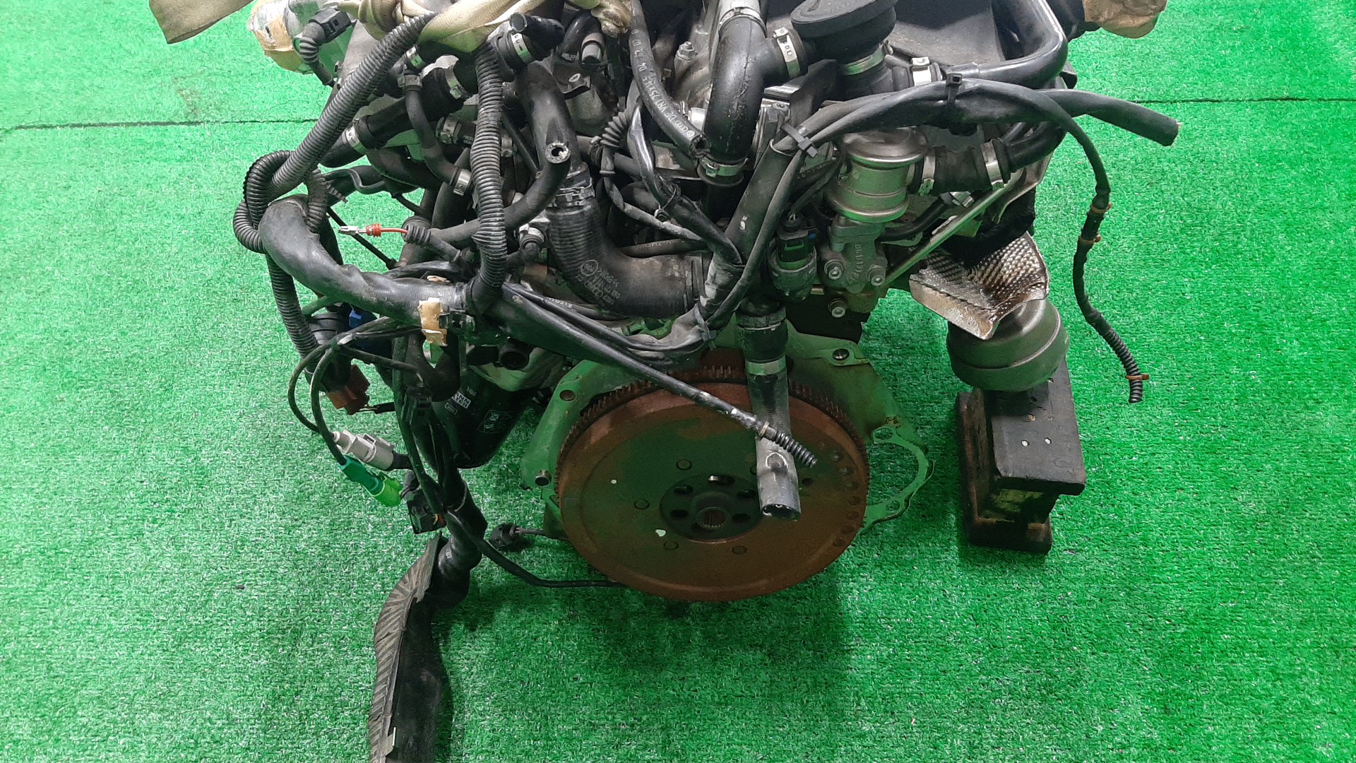 Двигатель AUDI A4 8ED, 8E, 8HE, 8H7, 8EC, B7, B6 BFB 161881 5 ракурс Двигатель AUDI A4 8ED, 8E, 8HE, 8H7, 8EC, B7, B6 BFB 161881 5 ракурс