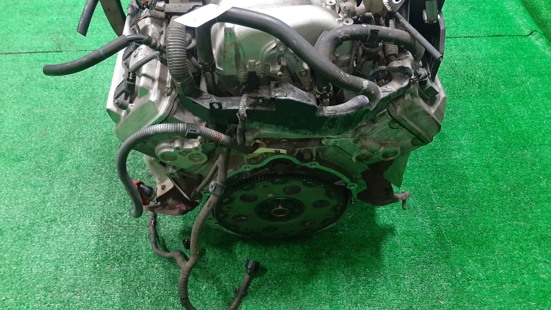 Двигатель TOYOTA CROWN MAJESTA UZS171, UZS175 1UZ-FE VVTI 5 ракурс