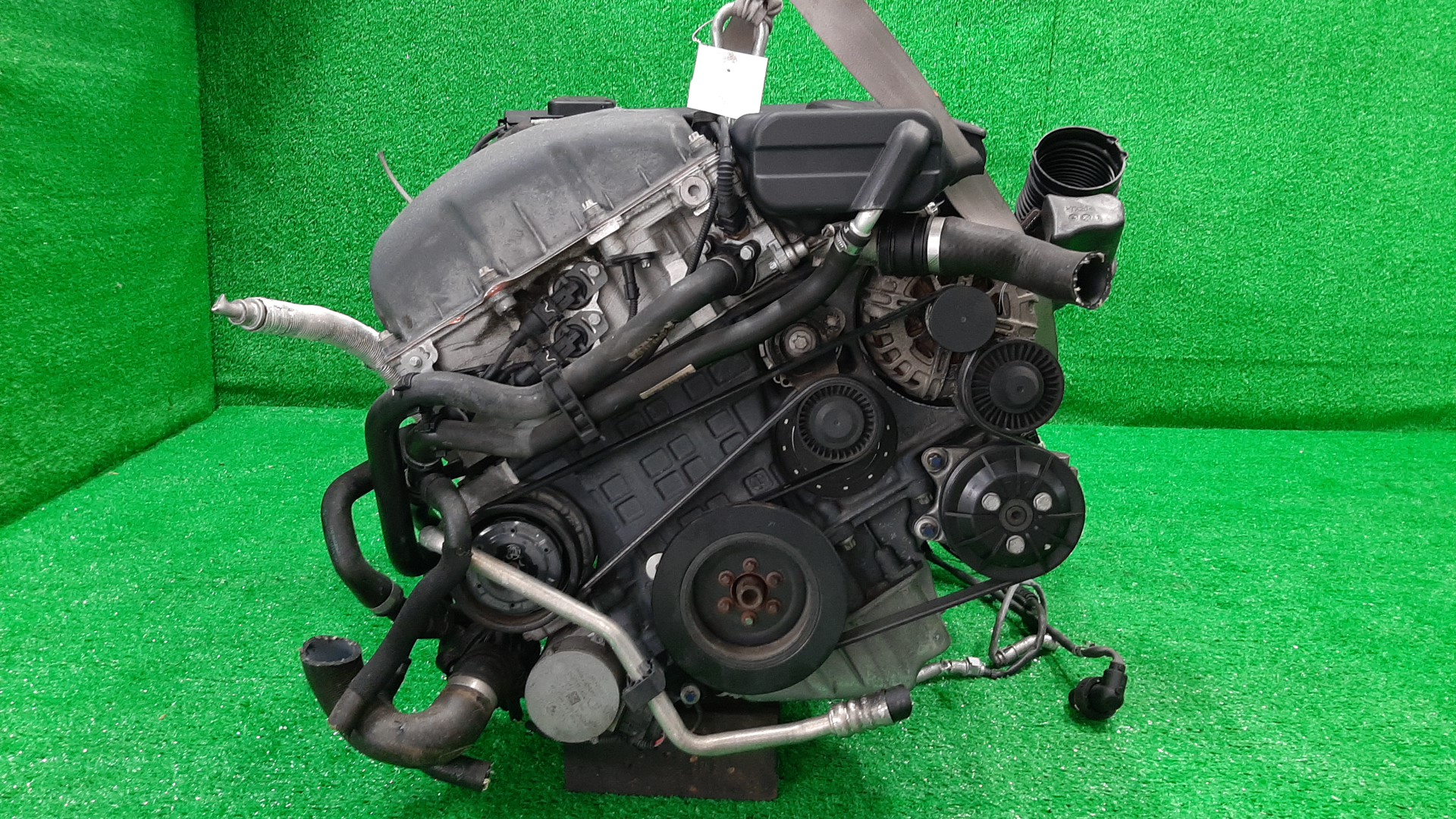 Двигатель BMW 5-Series, 3-Series, 323i, 325i, 525i E61, E60, E90, E91, E93, E92 N52B25AE N52B25AE 2 ракурс