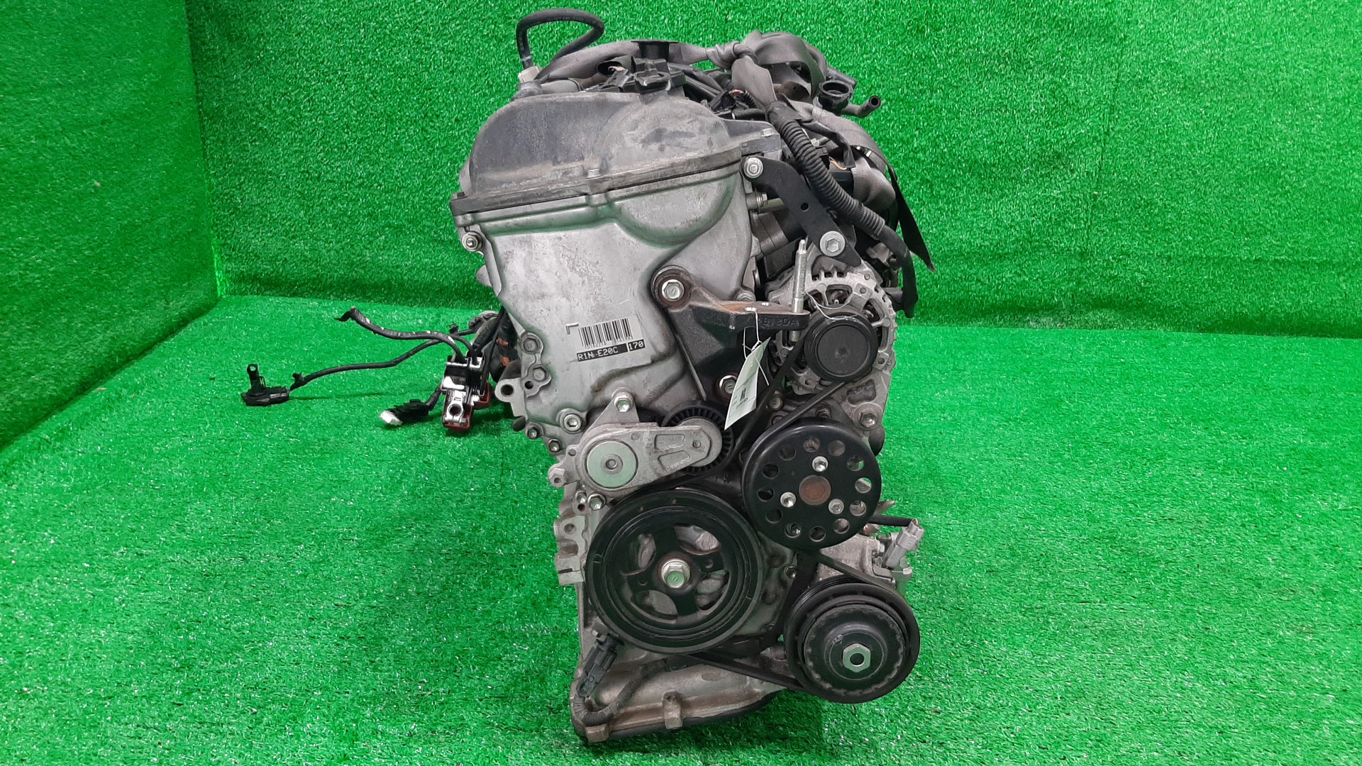 Двигатель TOYOTA PROBOX, COROLLA FIELDER, PORTE, SUCCEED, SPADE, COROLLA  AXIO NCP160V, NZE161G, NCP141, NZE161 1NZ-FE ELECTRO 2 ракурс